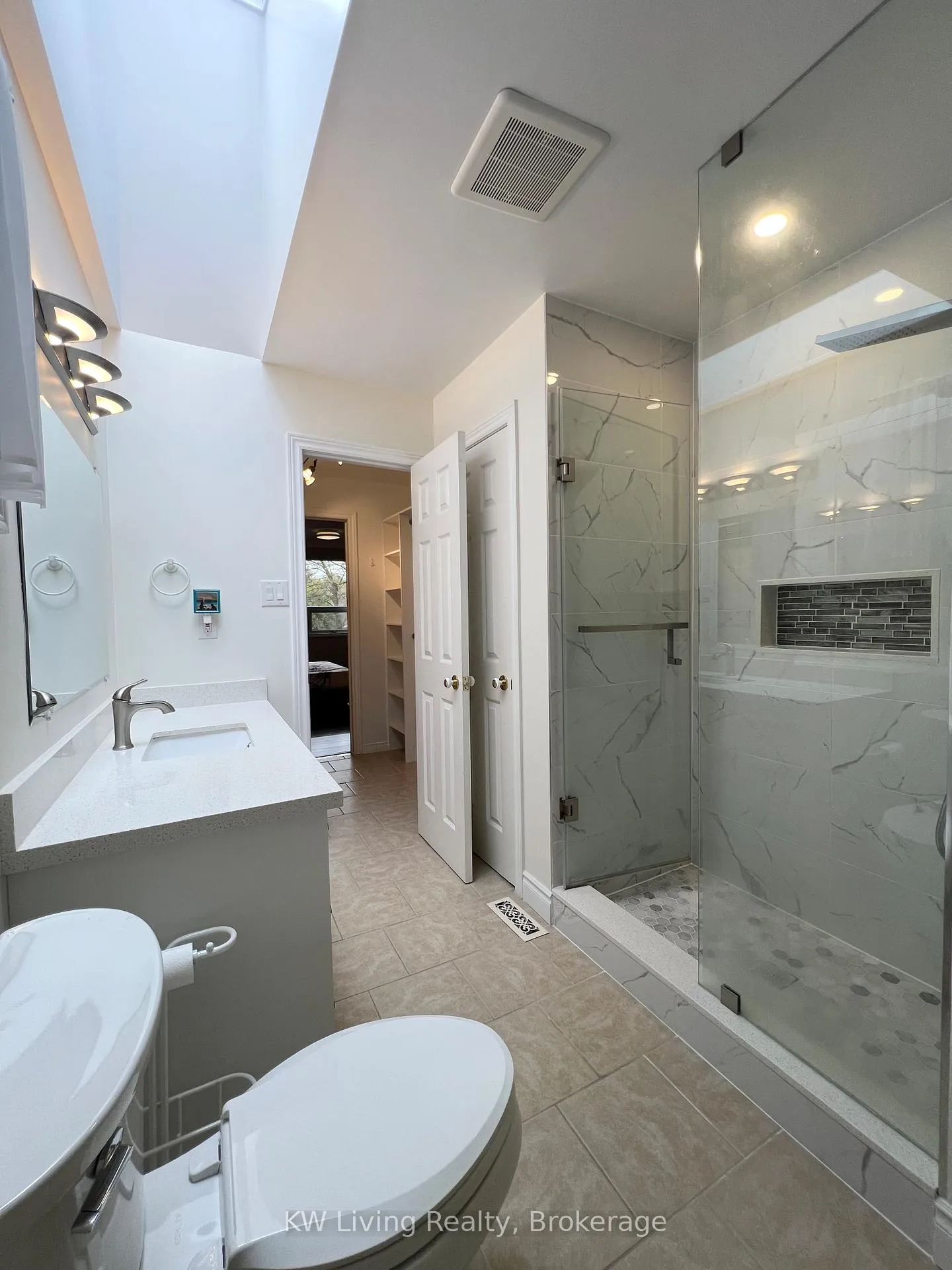 Photo 12 of 28 Parkinson Road E, Markham, Markham Village — HOMEH