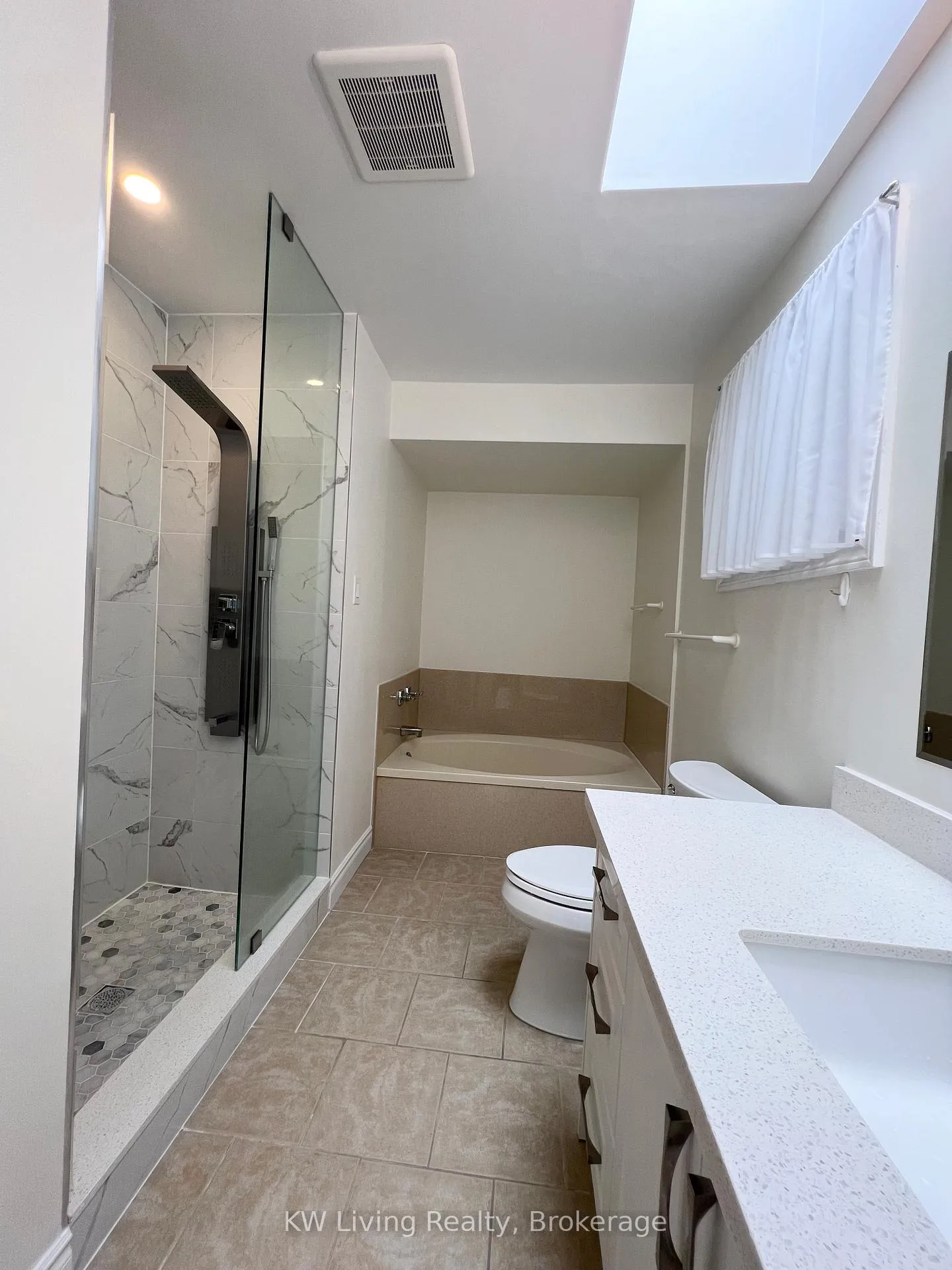 Photo 13 of 28 Parkinson Road E, Markham, Markham Village — HOMEH