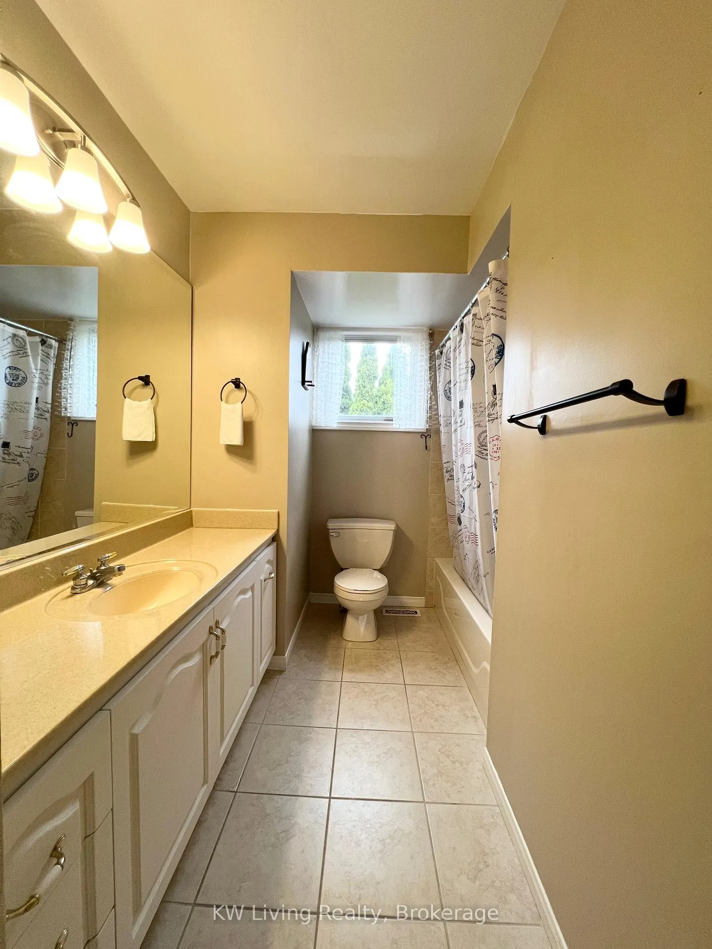 Photo 19 of 28 Parkinson Road E, Markham, Markham Village — HOMEH