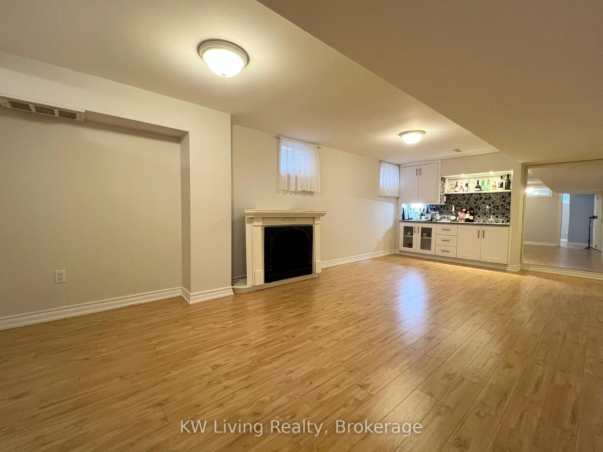 Photo 33 of 28 Parkinson Road E, Markham, Markham Village — HOMEH
