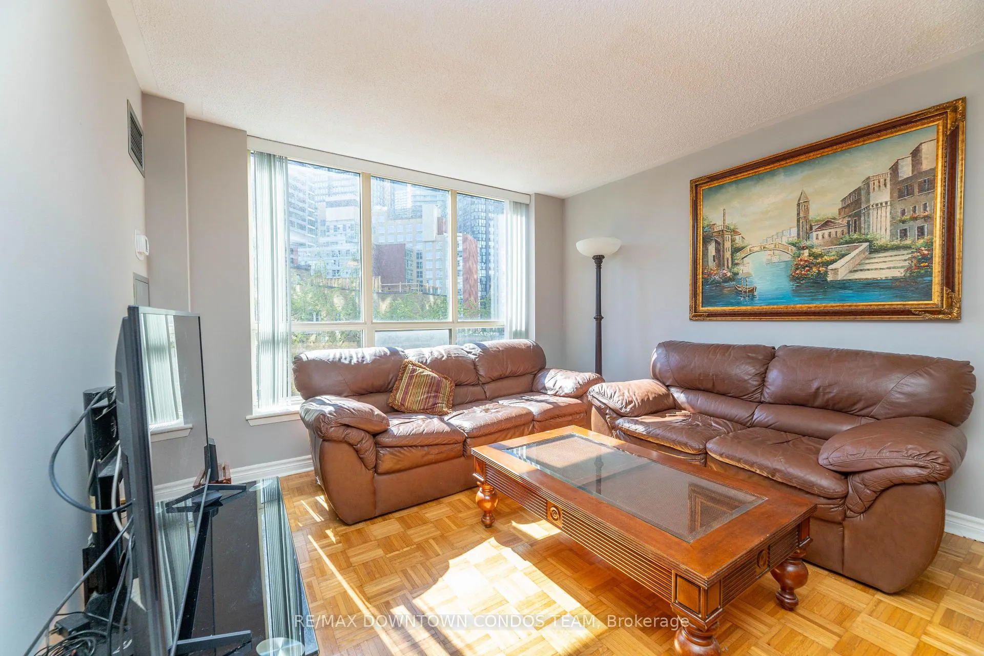 Photo 11 of Unit 506, 44 St Joseph Street, Toronto, Bay Street Corridor — HOMEH