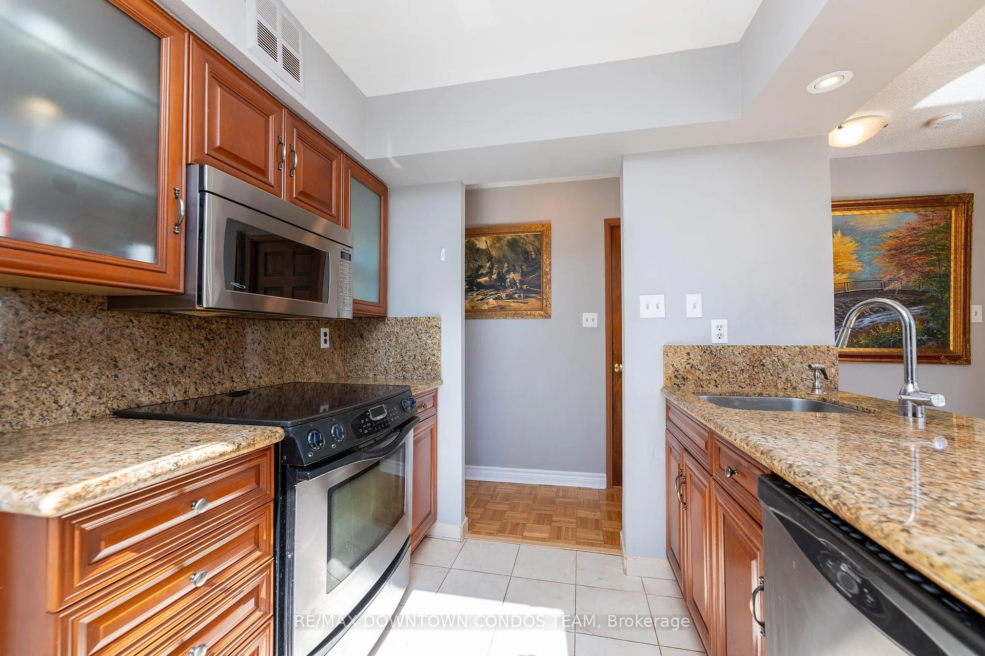 Photo 19 of Unit 506, 44 St Joseph Street, Toronto, Bay Street Corridor — HOMEH