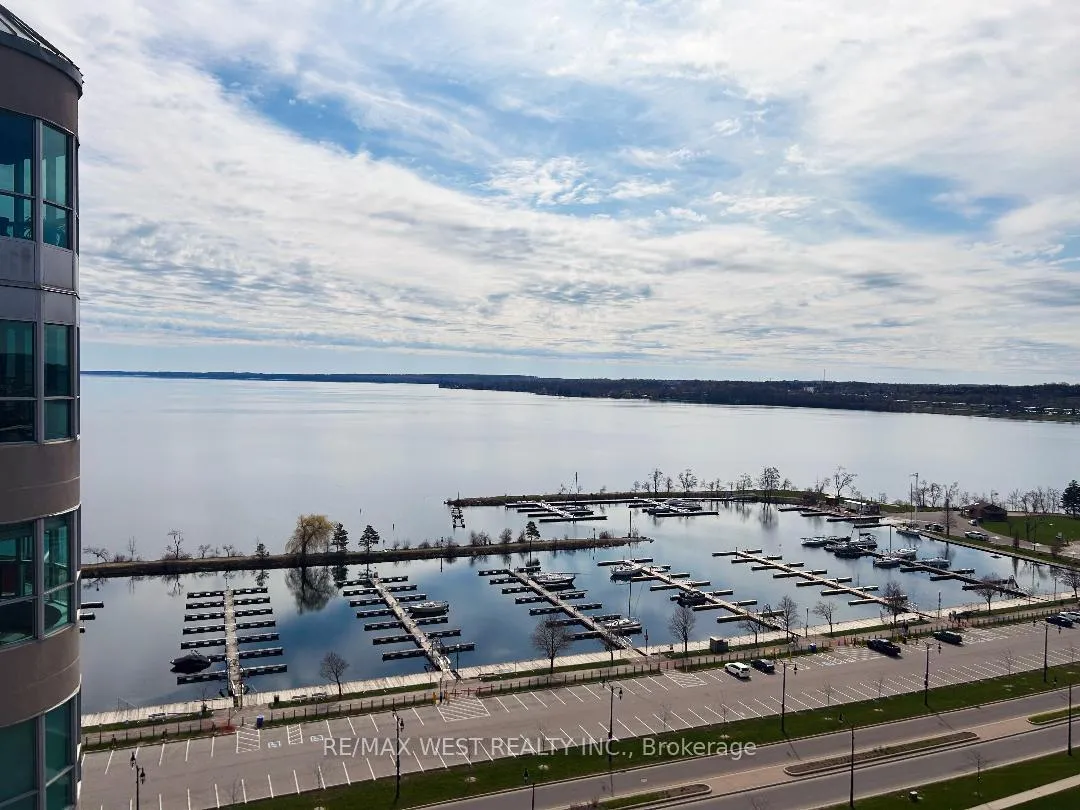 Photo 15 of Unit PH1 1, 2 Toronto Street, Barrie, City Centre — HOMEH