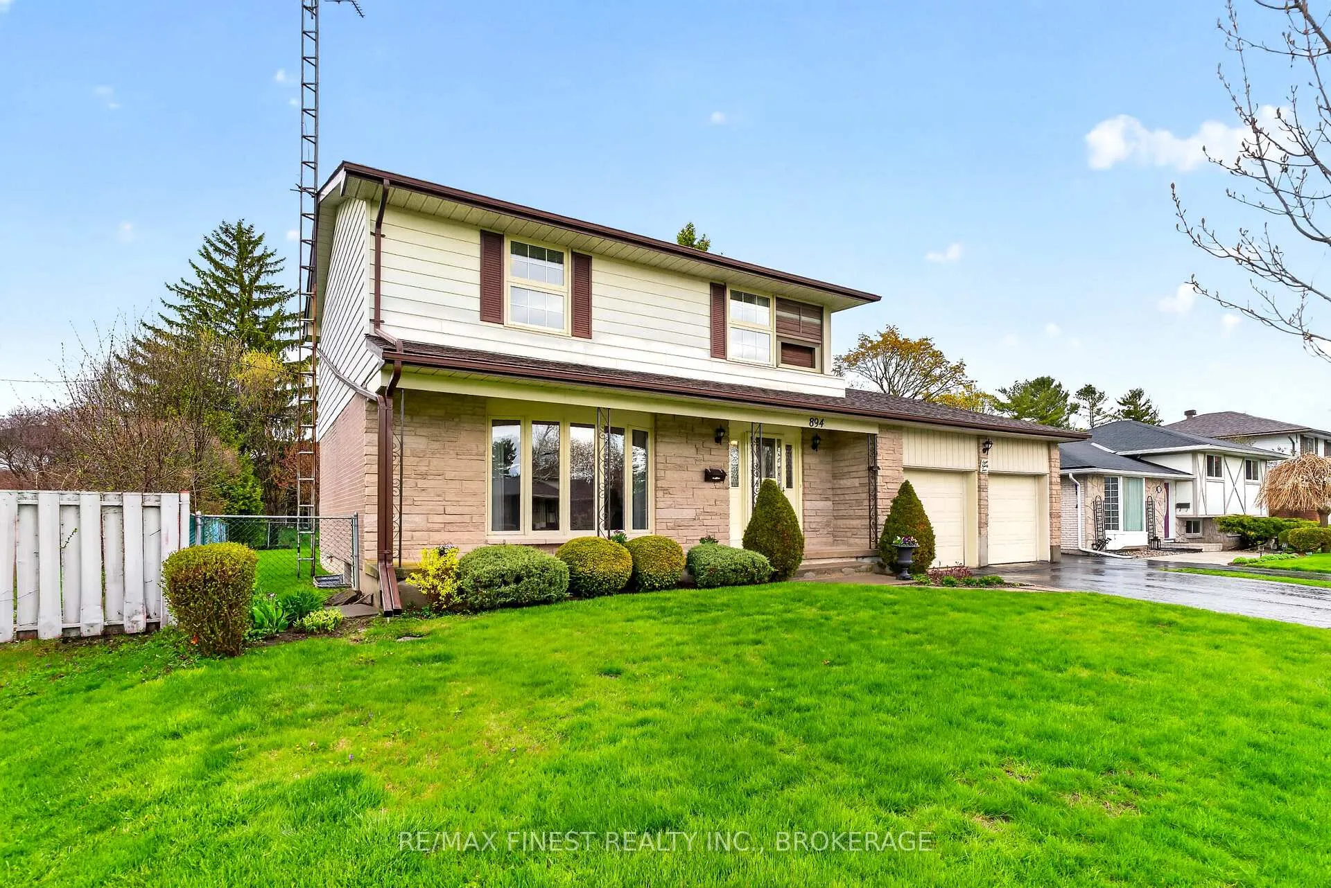 Photo 3 of 894 Auden Park Drive, Kingston, City Southwest — HOMEH