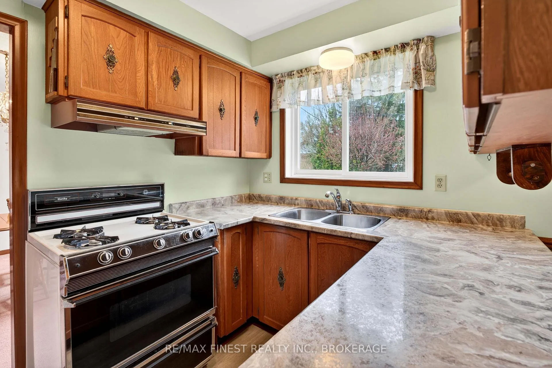 Photo 18 of 894 Auden Park Drive, Kingston, City Southwest — HOMEH