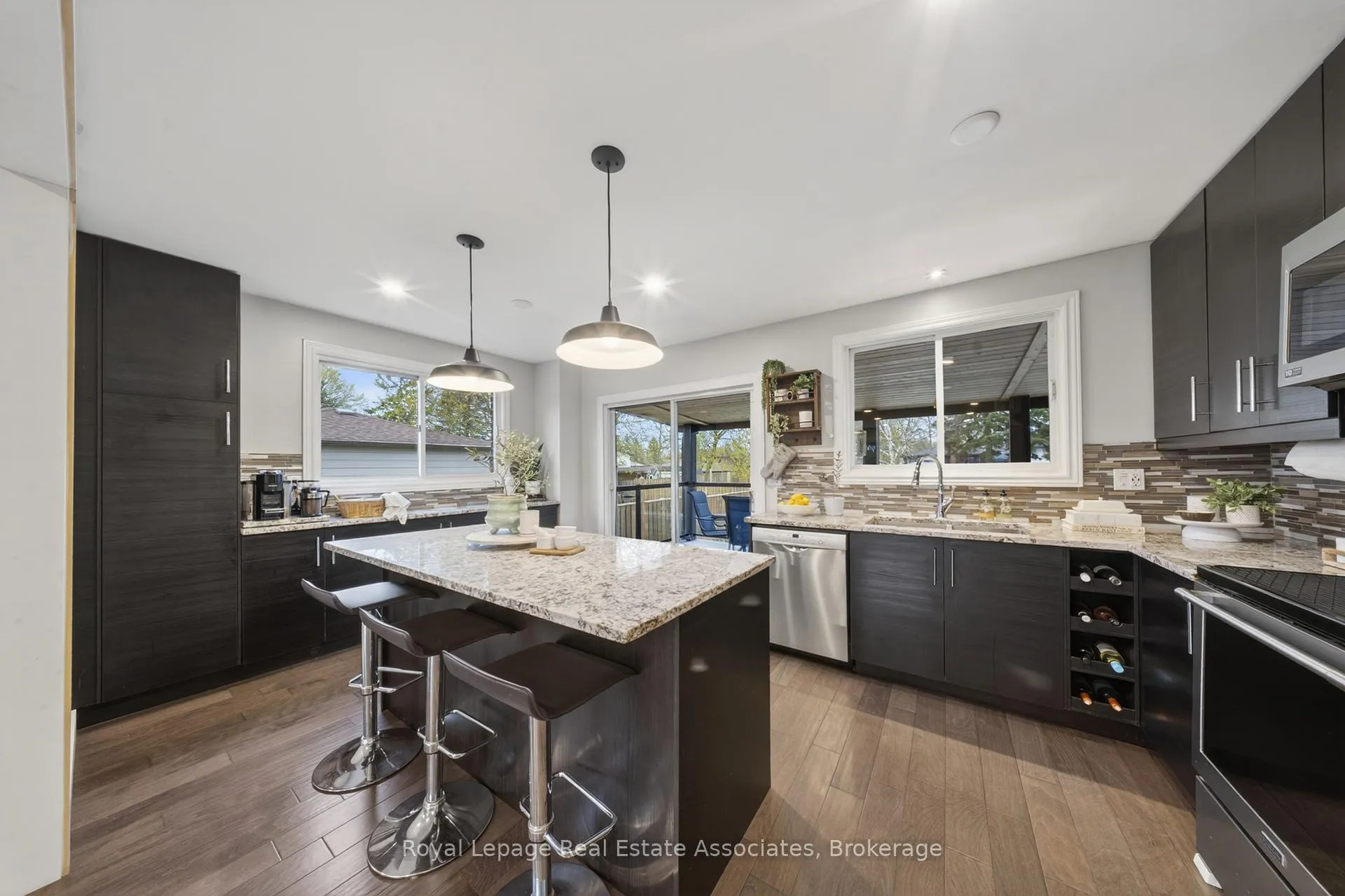 Photo 14 of 118 Parkview Drive, Orangeville — HOMEH