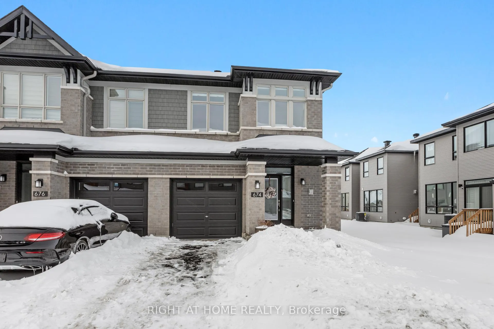 Photo 1 of 674 Honeydew Street, Ottawa, Riverside South/Gloucester Glen — HOMEH