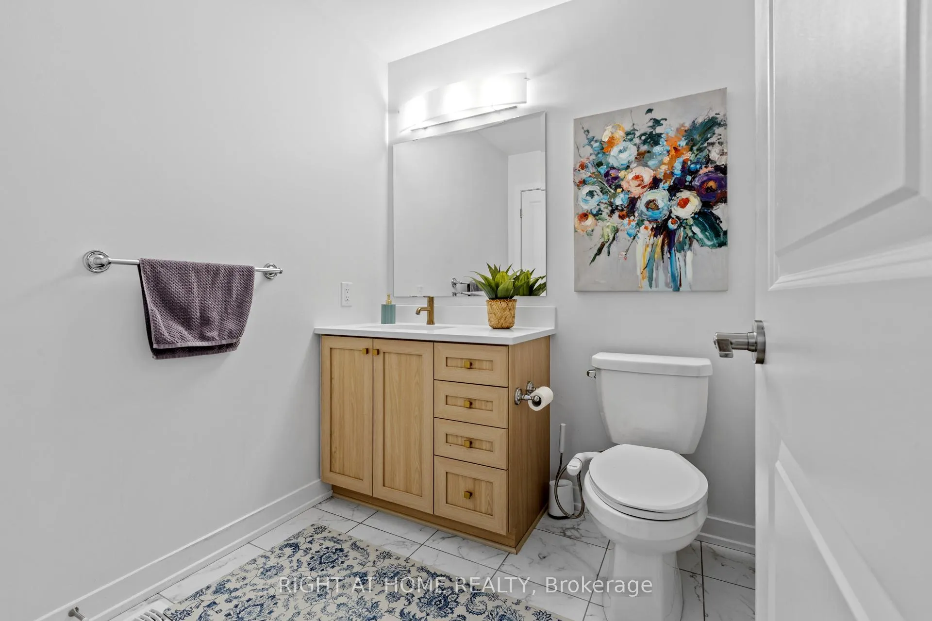 Photo 17 of 674 Honeydew Street, Ottawa, Riverside South/Gloucester Glen — HOMEH