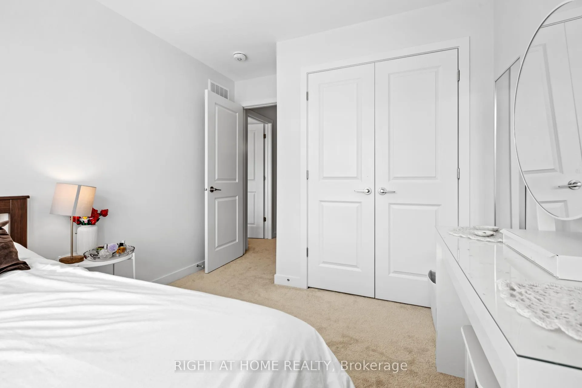 Photo 21 of 674 Honeydew Street, Ottawa, Riverside South/Gloucester Glen — HOMEH