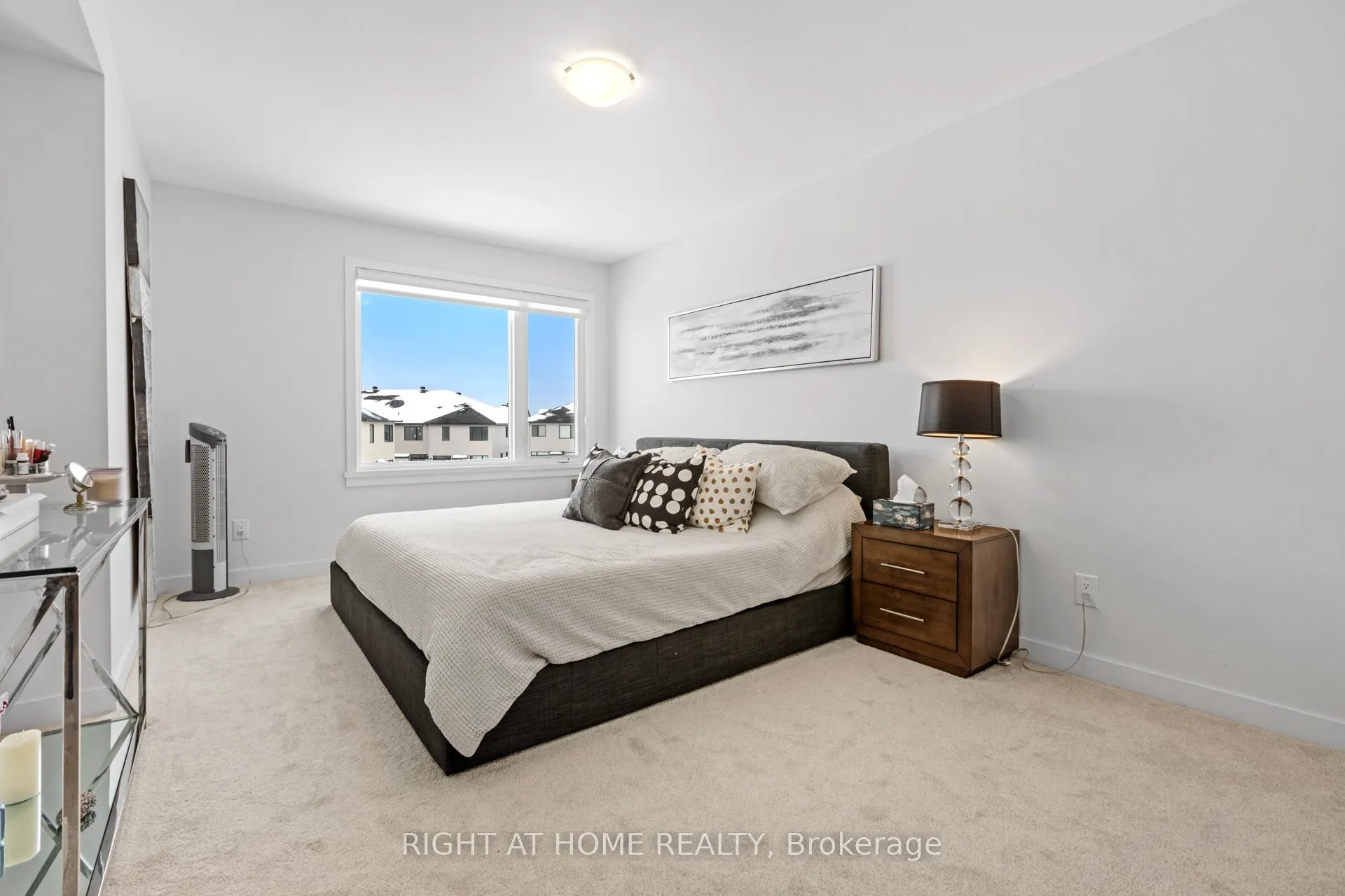 Photo 26 of 674 Honeydew Street, Ottawa, Riverside South/Gloucester Glen — HOMEH