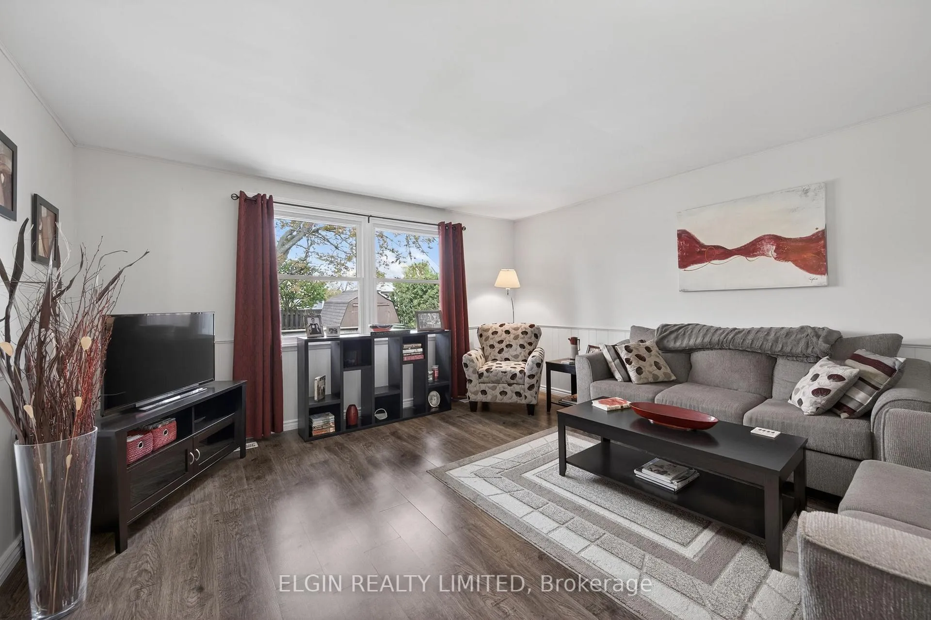 Photo 13 of 112 Park Avenue, St. Thomas — HOMEH