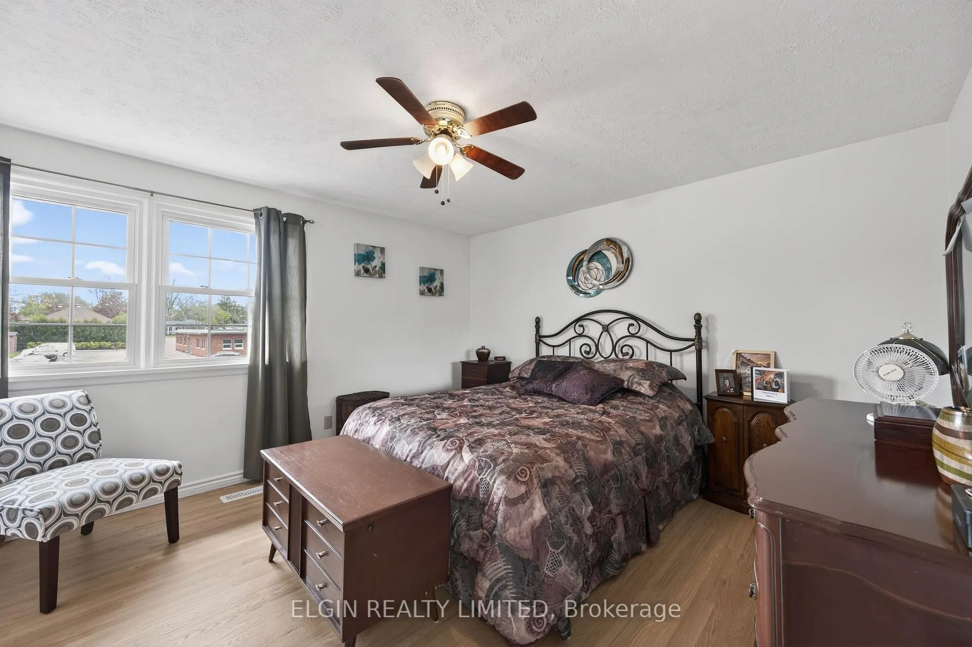Photo 15 of 112 Park Avenue, St. Thomas — HOMEH