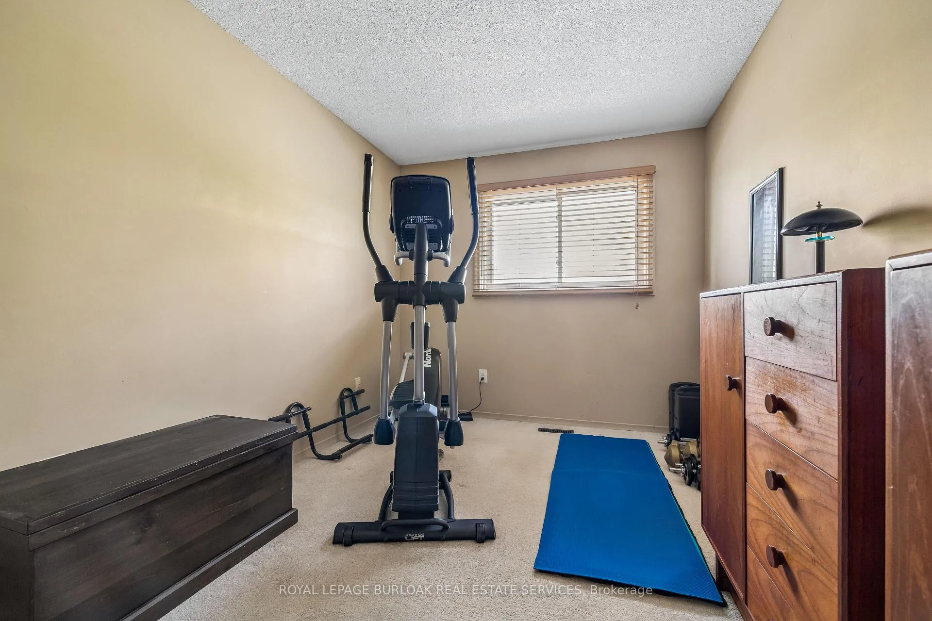 Photo 20 of 21 Lionshead Lookout, Brampton, Westgate — HOMEH