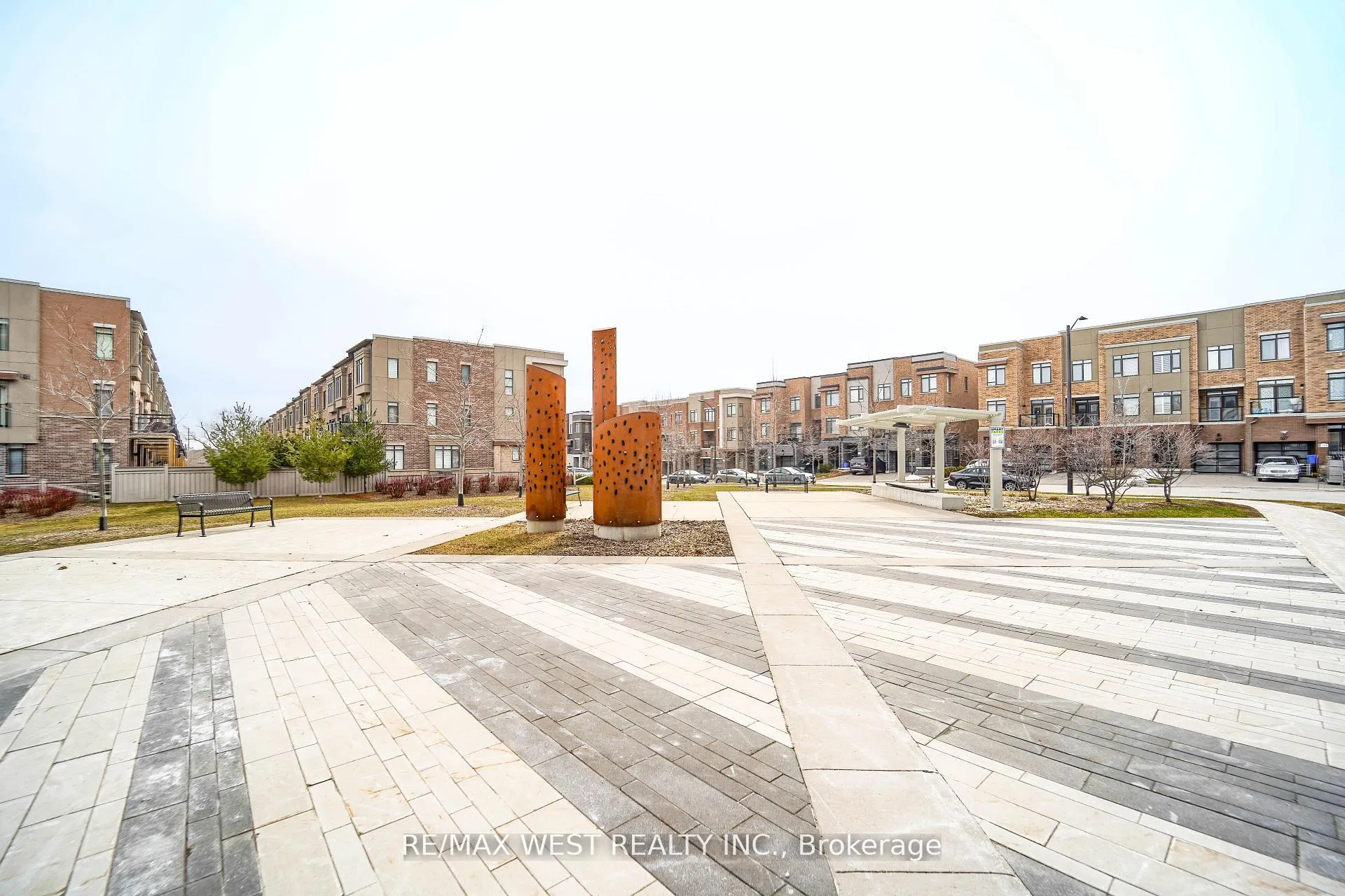 Photo 11 of Unit 229, 99 Eagle Rock Way, Vaughan, Rural Vaughan — HOMEH