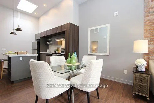 Photo 8 of Unit 302, 14 1/2 King Street E, Oshawa, O'Neill — HOMEH