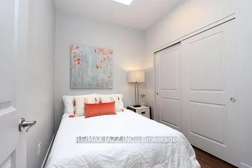 Photo 12 of Unit 302, 14 1/2 King Street E, Oshawa, O'Neill — HOMEH