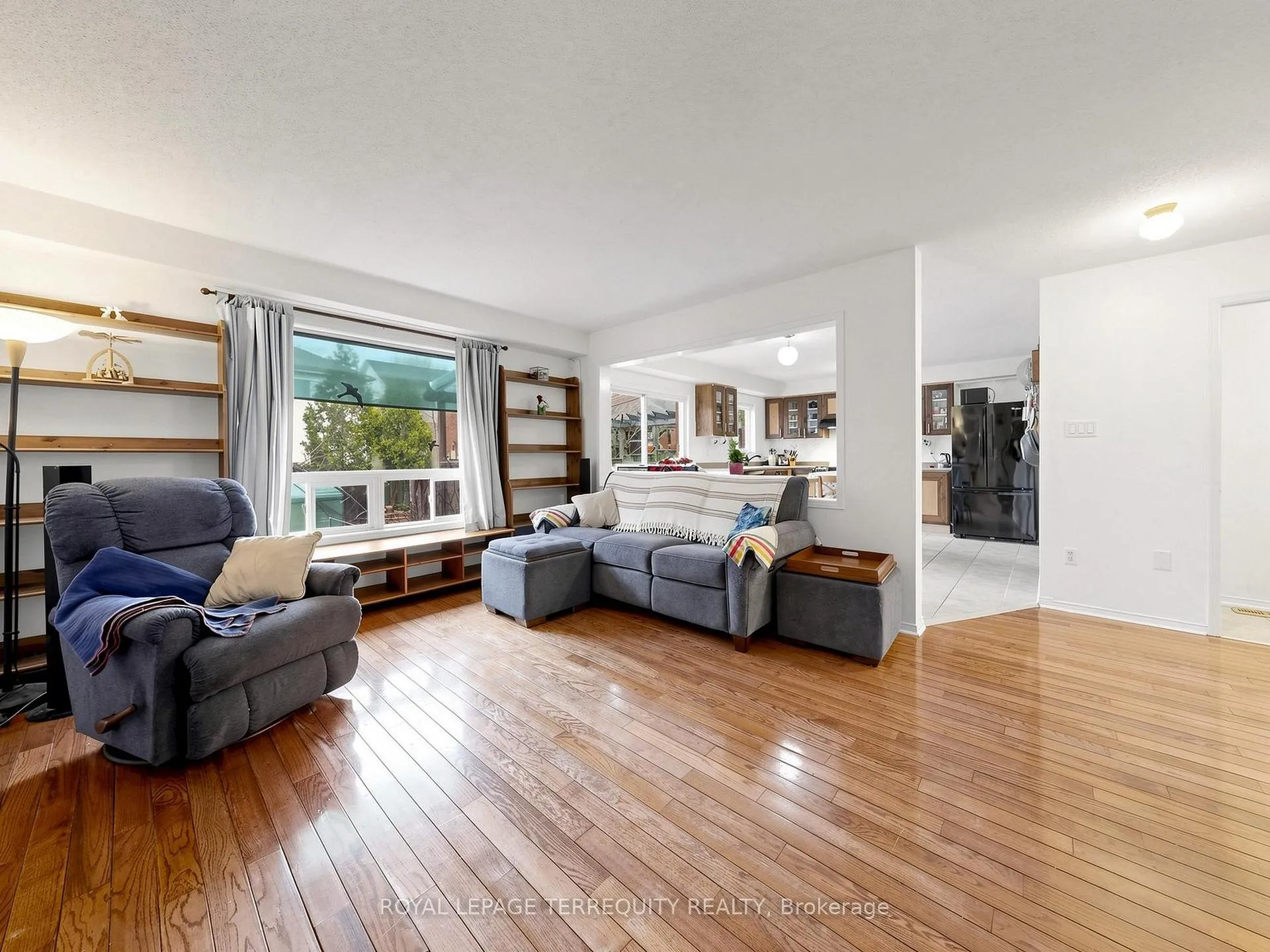 Photo 16 of 20 Davey Street, Ajax, South East — HOMEH