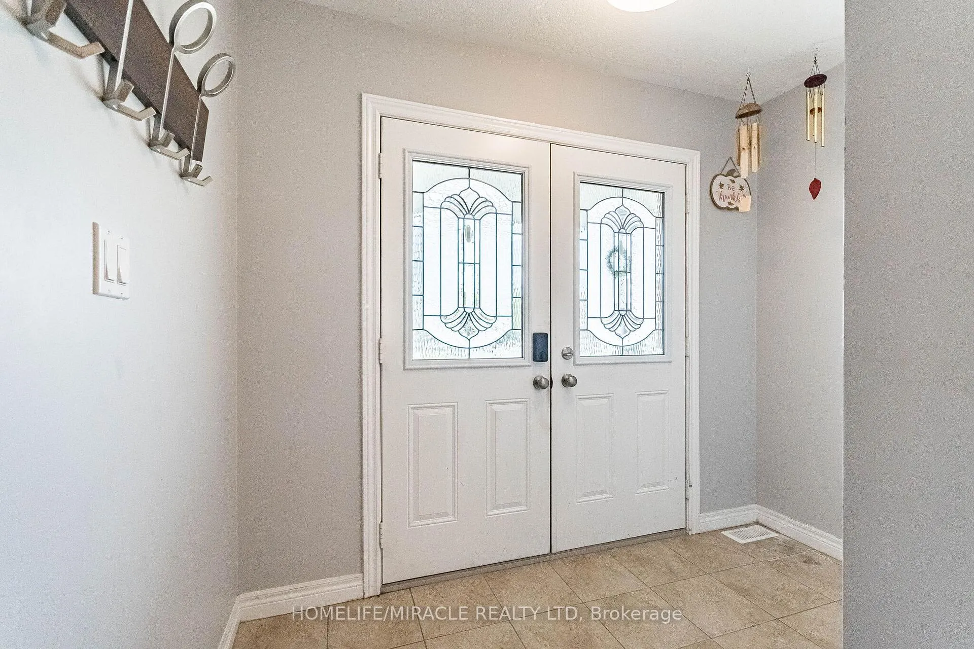 Photo 5 of 222 Pelech Crescent, Hamilton, Hannon — HOMEH