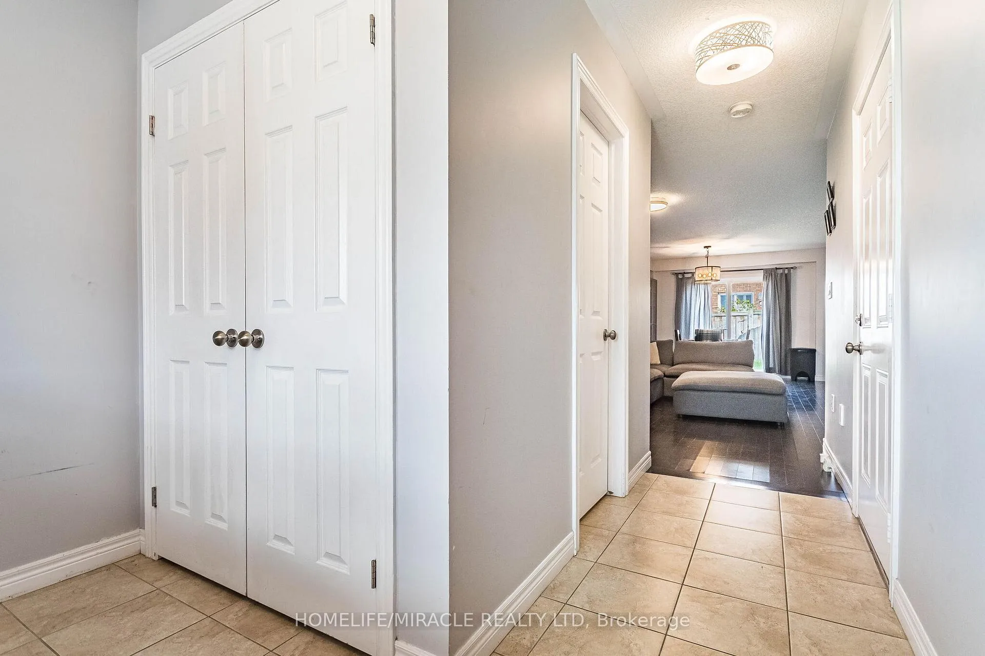 Photo 6 of 222 Pelech Crescent, Hamilton, Hannon — HOMEH