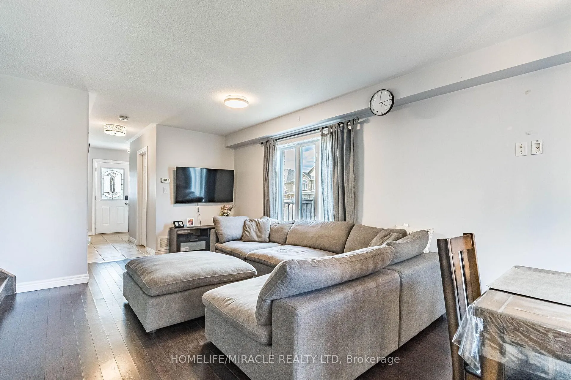 Photo 10 of 222 Pelech Crescent, Hamilton, Hannon — HOMEH