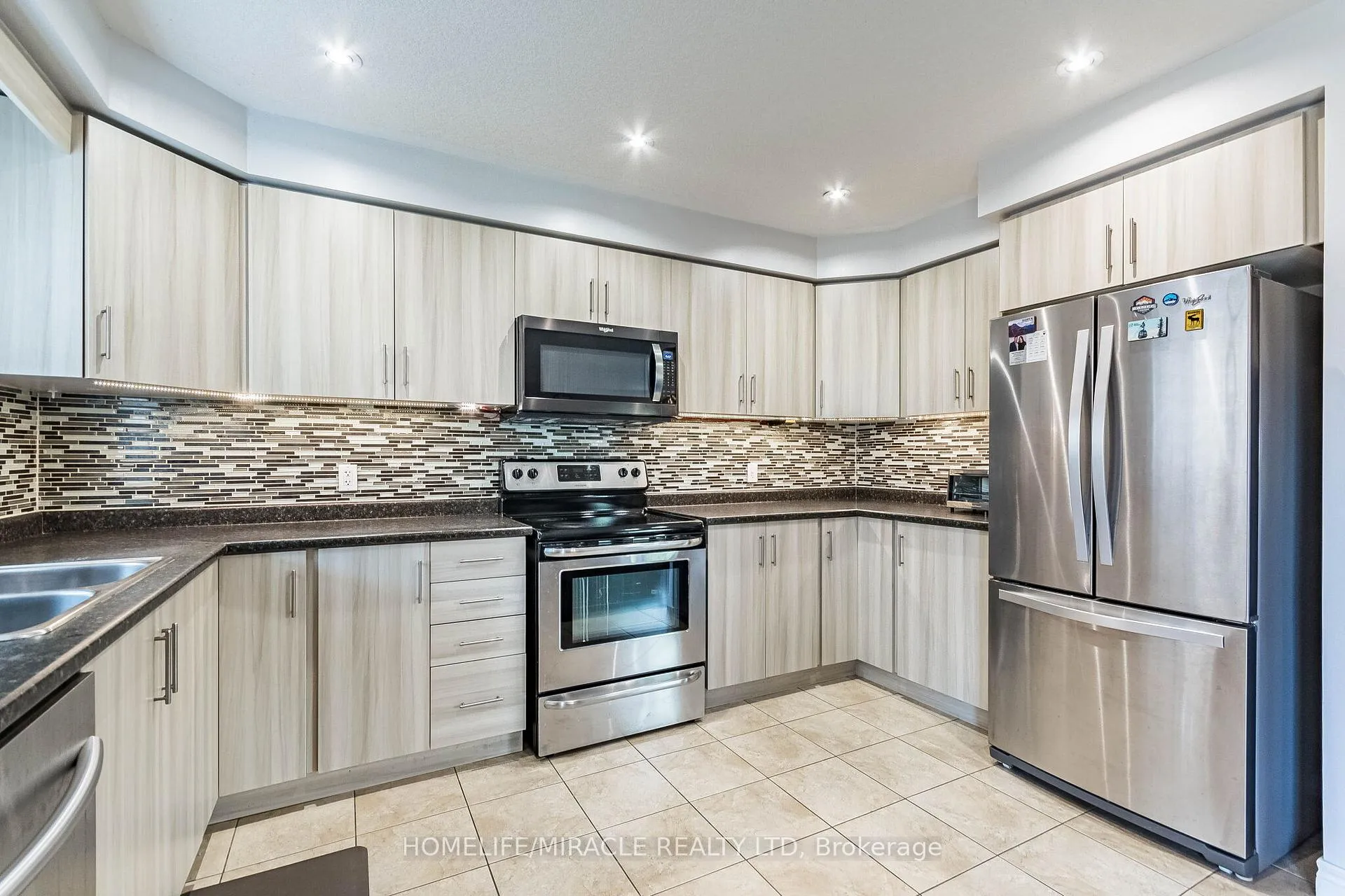 Photo 18 of 222 Pelech Crescent, Hamilton, Hannon — HOMEH
