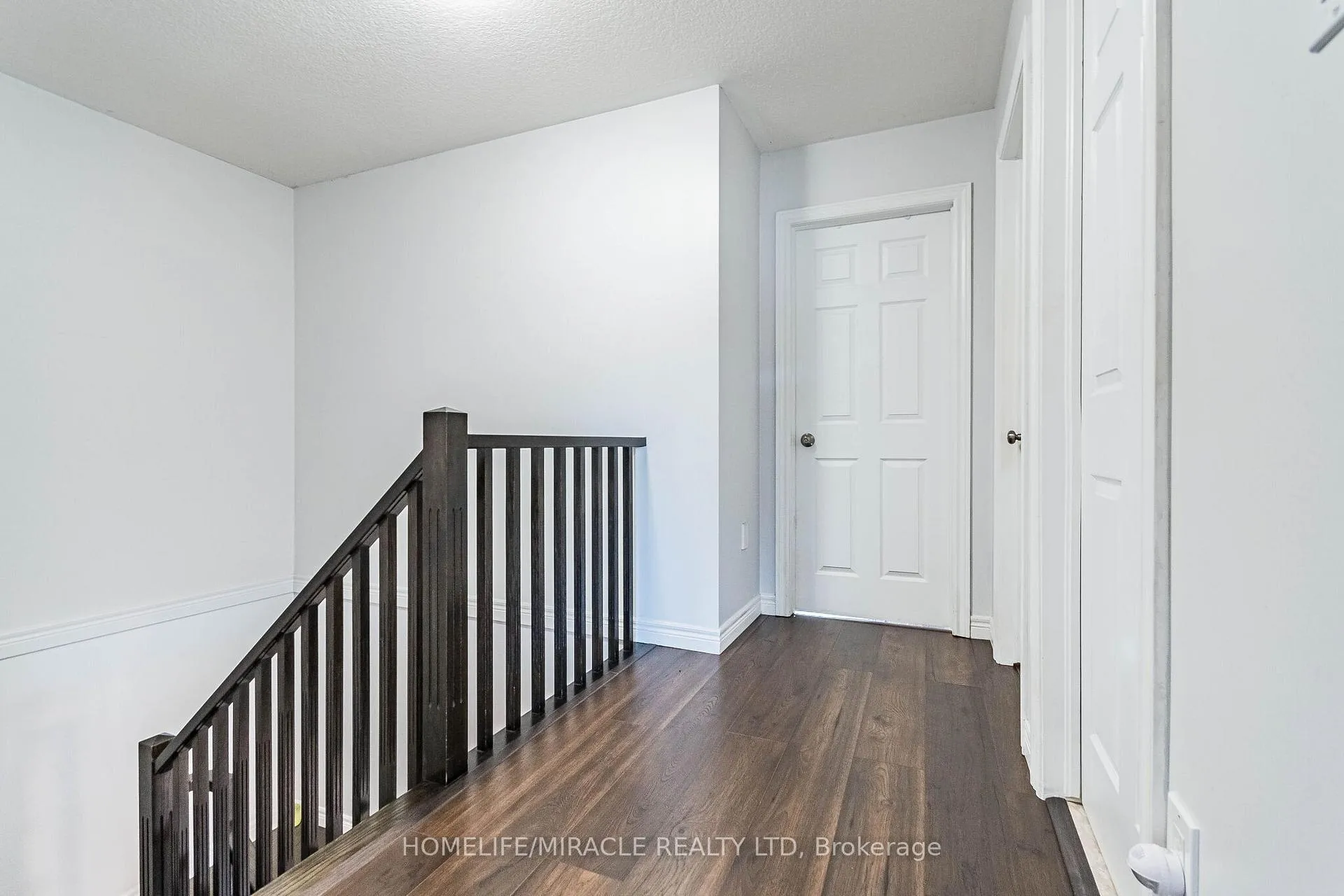 Photo 20 of 222 Pelech Crescent, Hamilton, Hannon — HOMEH