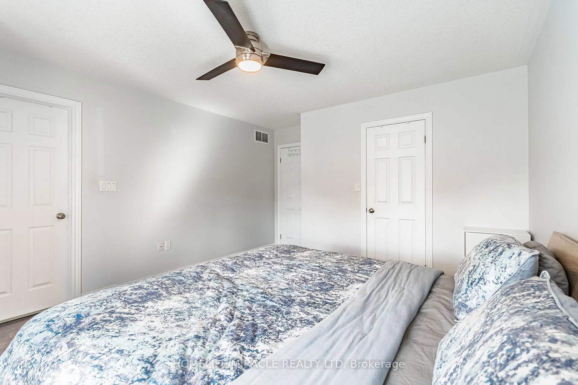 Photo 25 of 222 Pelech Crescent, Hamilton, Hannon — HOMEH