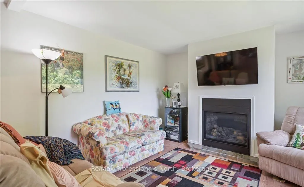 Photo 12 of 1042 River Haven Road, Bracebridge, Draper — HOMEH