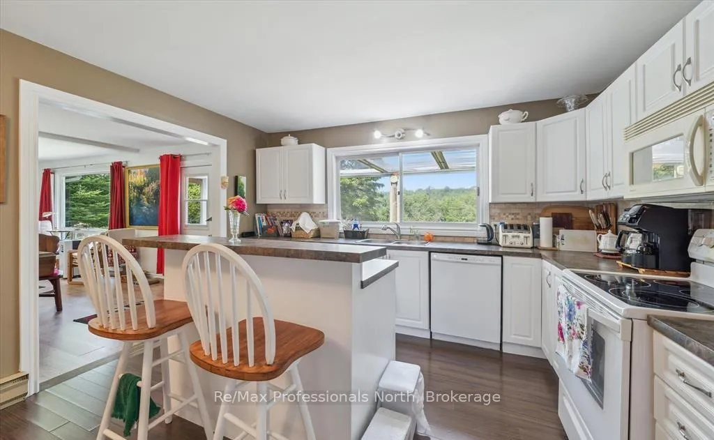Photo 15 of 1042 River Haven Road, Bracebridge, Draper — HOMEH