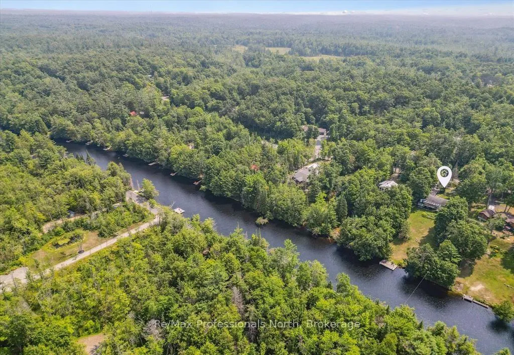 Photo 48 of 1042 River Haven Road, Bracebridge, Draper — HOMEH