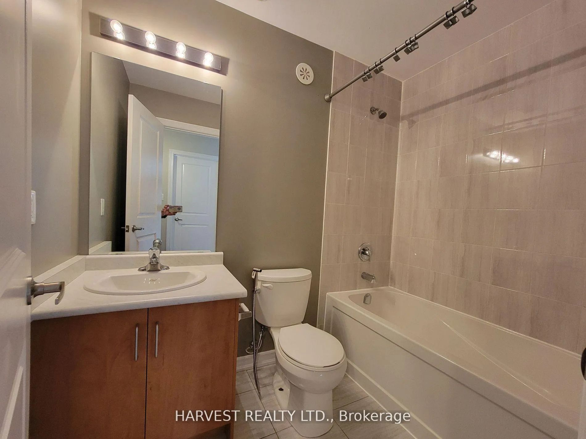 Photo 15 of 460 Arthur Bonner Avenue, Markham, Cornell — HOMEH