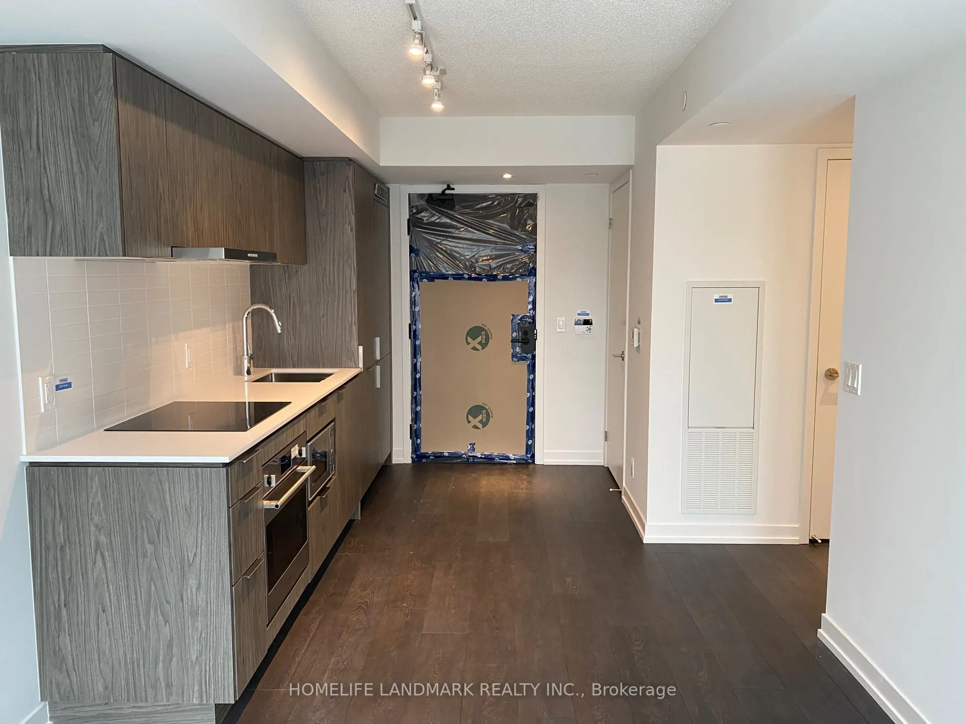Photo 5 of Unit 1510, 60 Shuter Street, Toronto, Church-Yonge Corridor — HOMEH