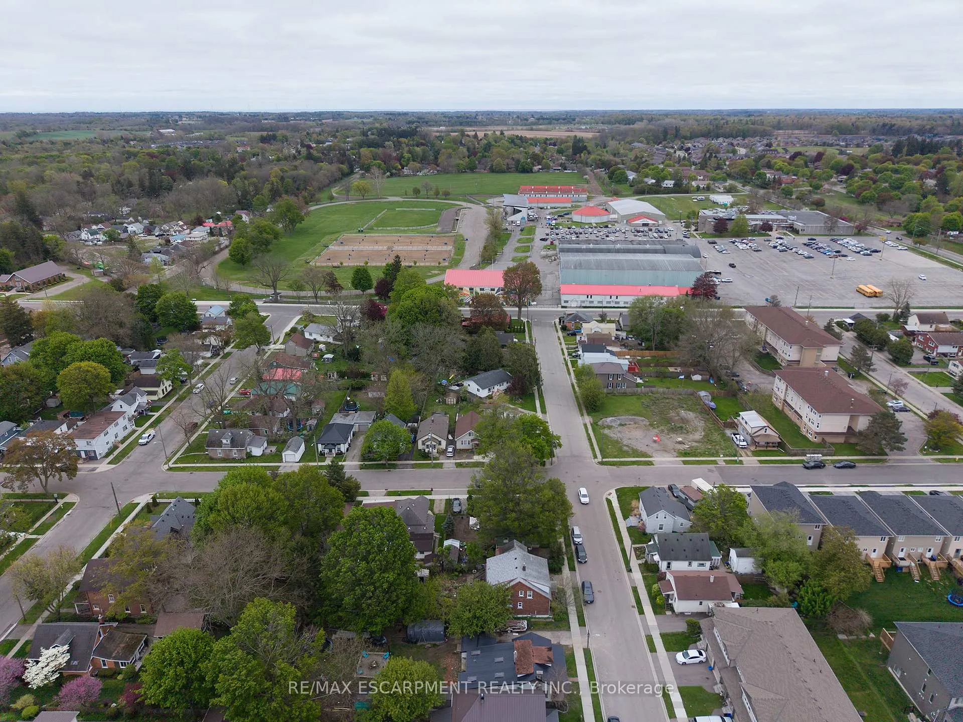 Photo 37 of Unit 27, 160 Stanley Street, Norfolk, Simcoe — HOMEH