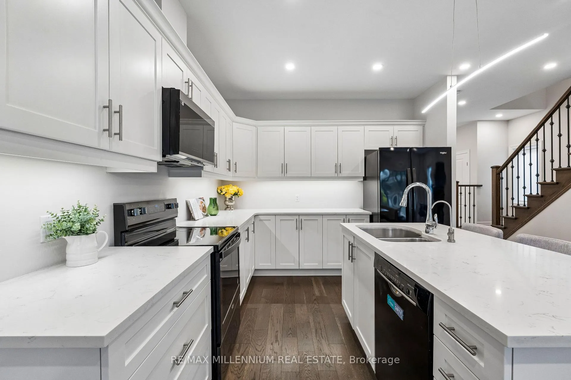 Photo 14 of 24B Greenwood Avenue, St. Catharines, Secord Woods — HOMEH