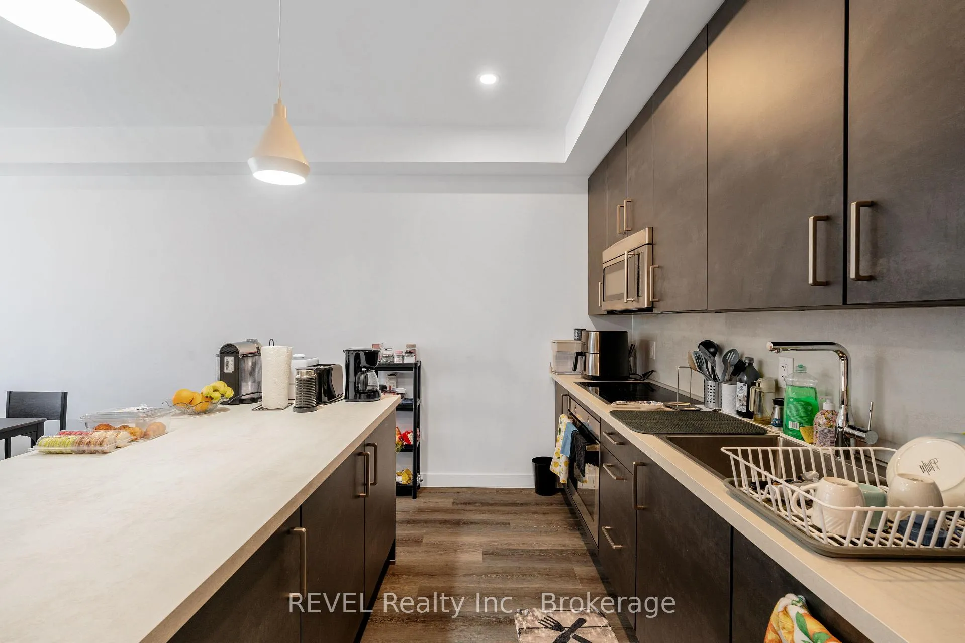 Photo 5 of Unit 216, 7549A Kalar Road, Niagara Falls, Brown — HOMEH