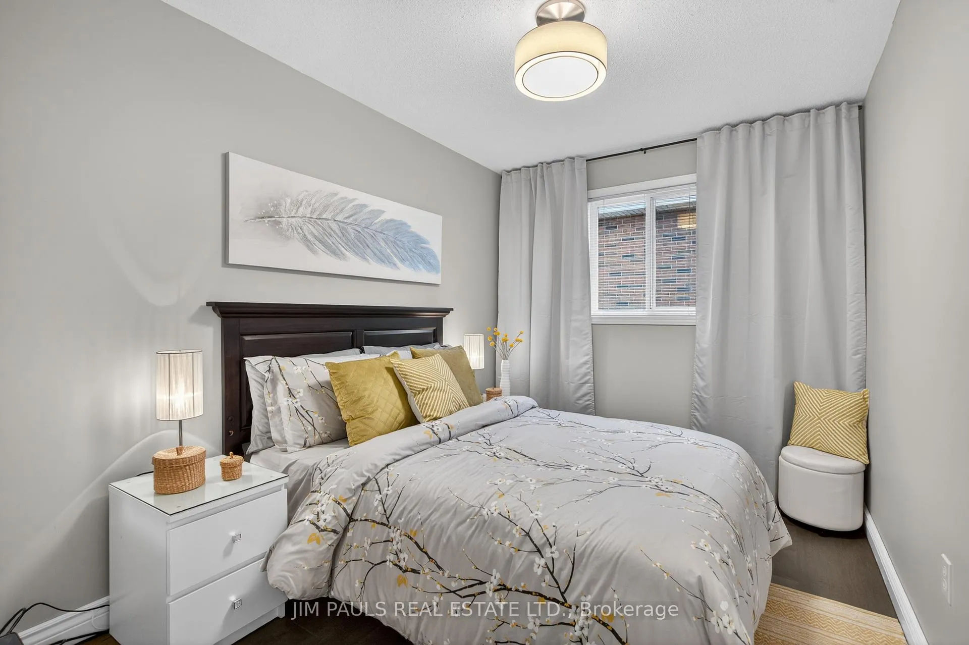 Photo 24 of 802 Upper Horning Road, Hamilton, Gurnett — HOMEH