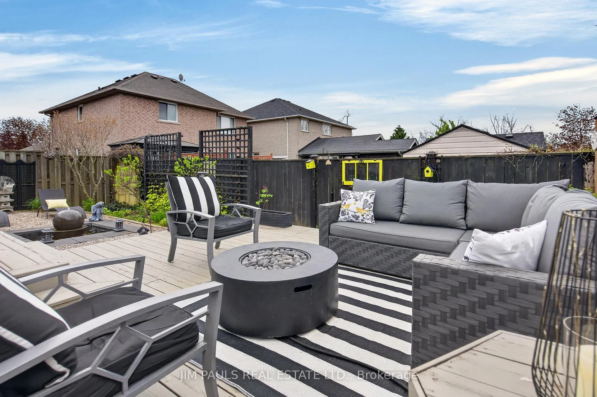 Photo 38 of 802 Upper Horning Road, Hamilton, Gurnett — HOMEH