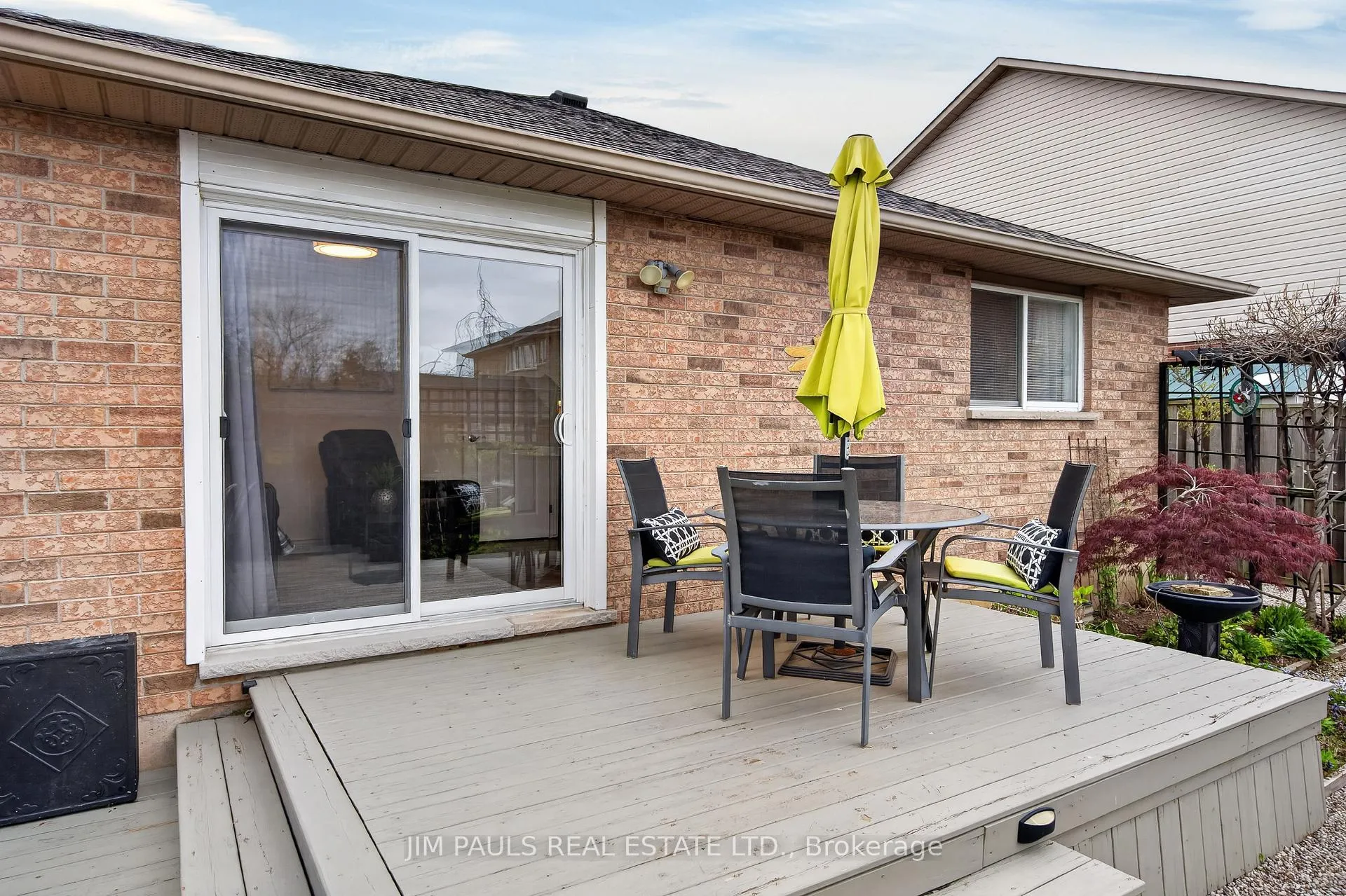 Photo 41 of 802 Upper Horning Road, Hamilton, Gurnett — HOMEH