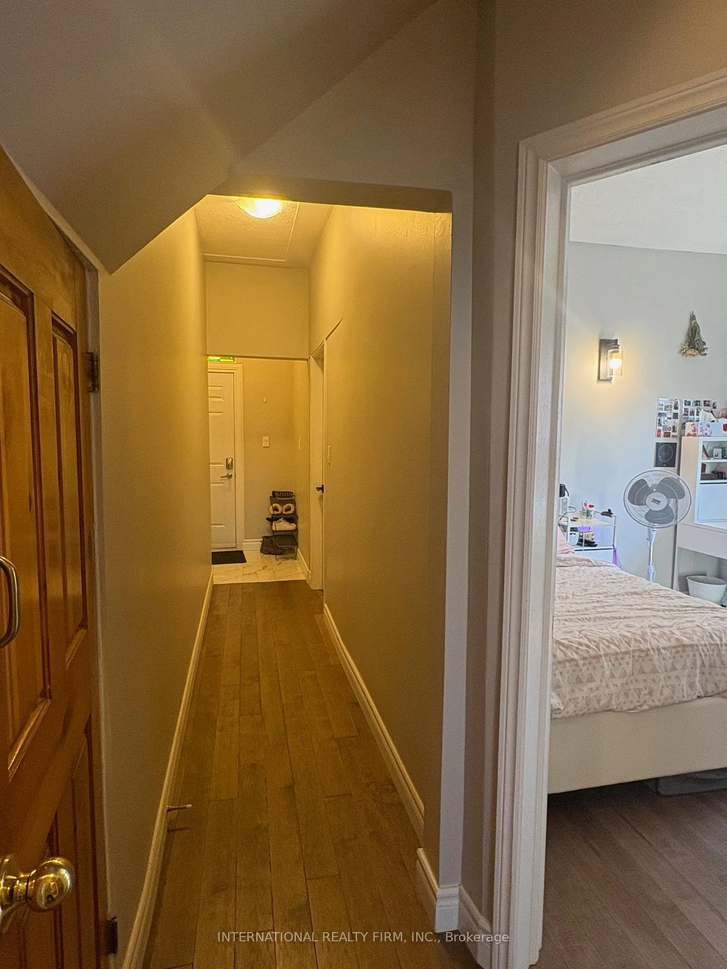 Photo 4 of Unit unit 1, 300 Locke Street S, Hamilton, Kirkendall — HOMEH