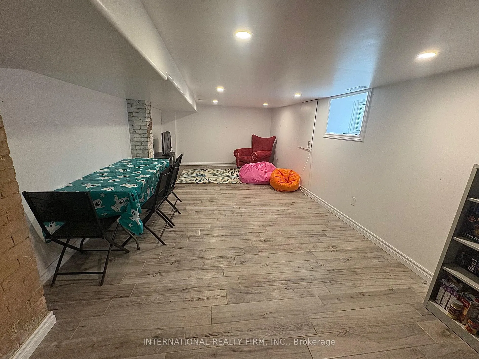 Photo 12 of Unit unit 1, 300 Locke Street S, Hamilton, Kirkendall — HOMEH