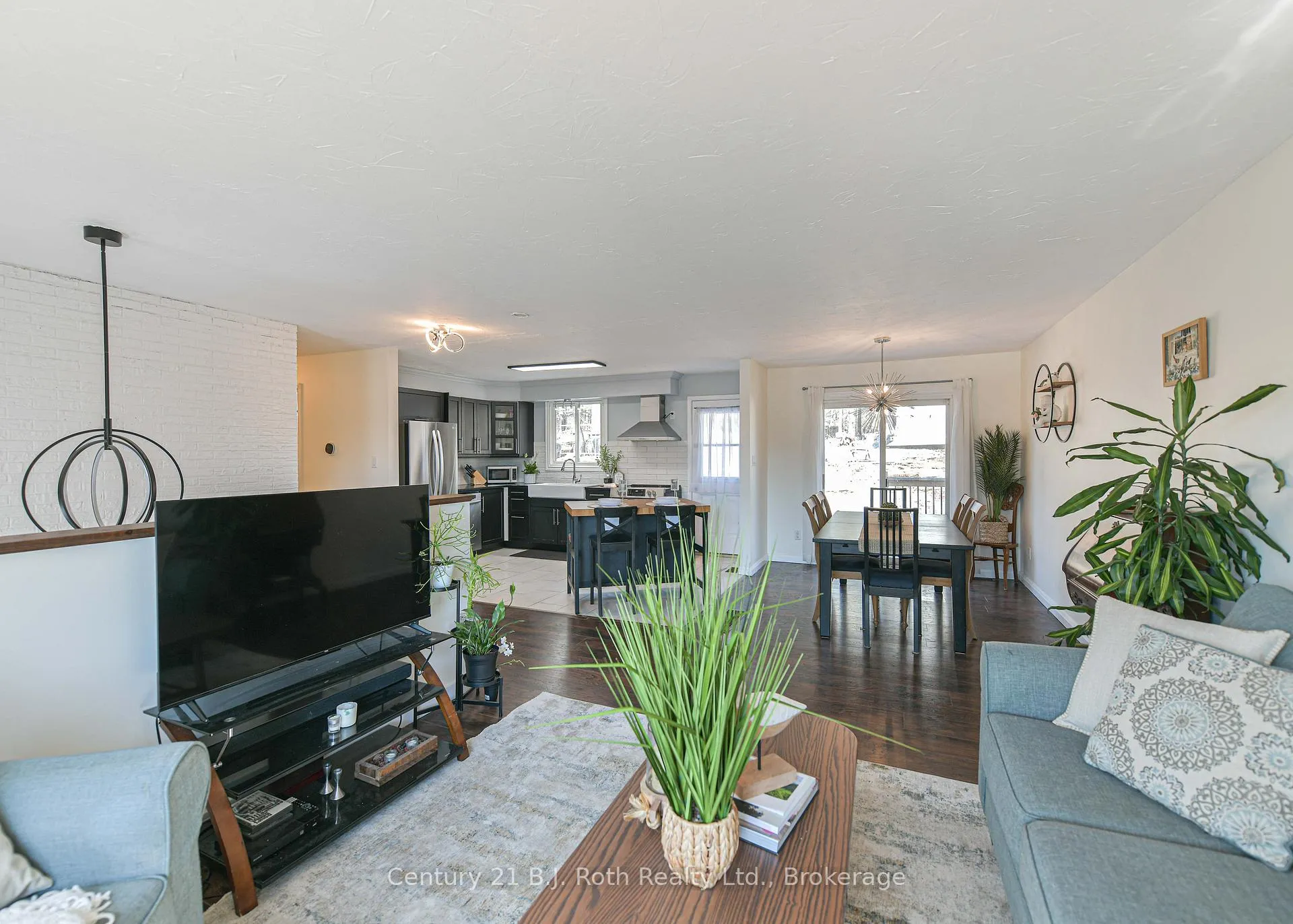 Photo 14 of 620 Pinedale Road, Gravenhurst, Muskoka (S) — HOMEH