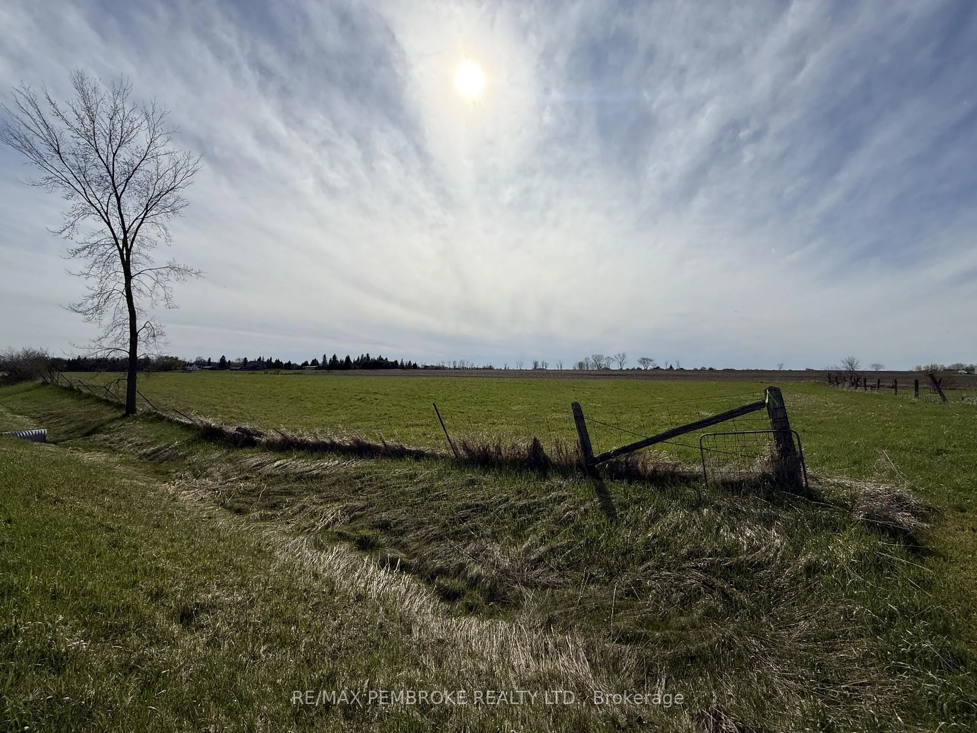 Photo 16 of Lapasse Road, Whitewater Region, Whitewater Region — HOMEH