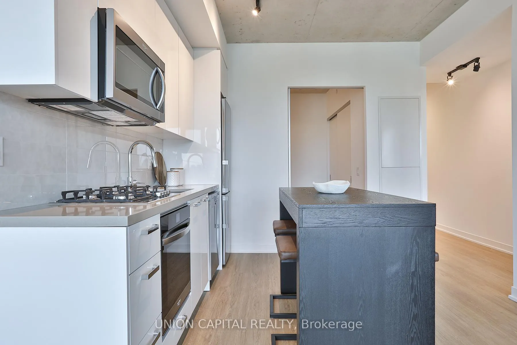 Photo 10 of Unit 402, 195 McCaul Street, Toronto, Kensington-Chinatown — HOMEH