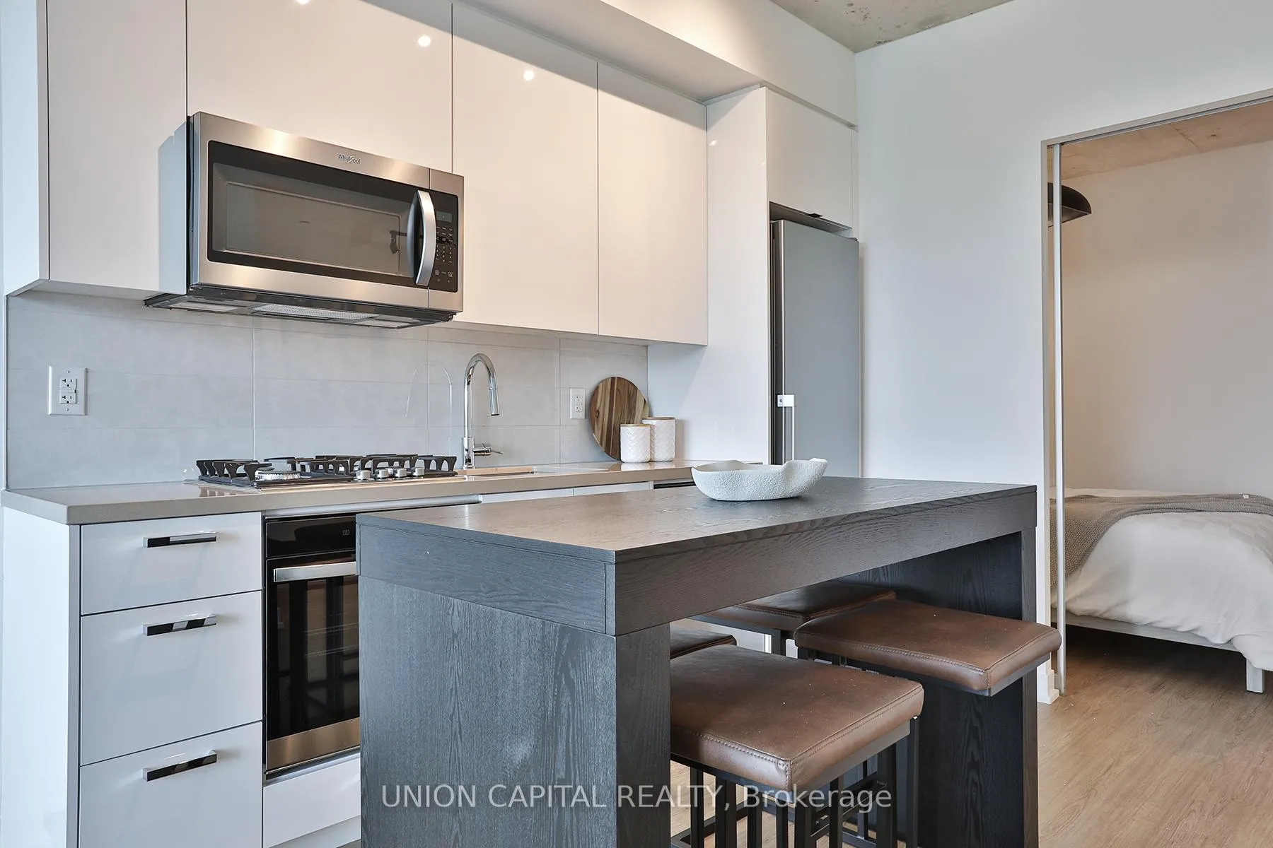 Photo 11 of Unit 402, 195 McCaul Street, Toronto, Kensington-Chinatown — HOMEH