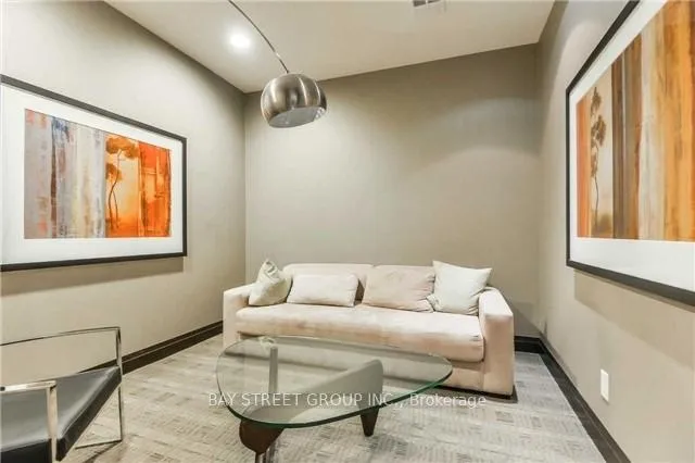 Photo 7 of Unit 1304, 151 Upper Duke Crescent, Markham, Unionville — HOMEH