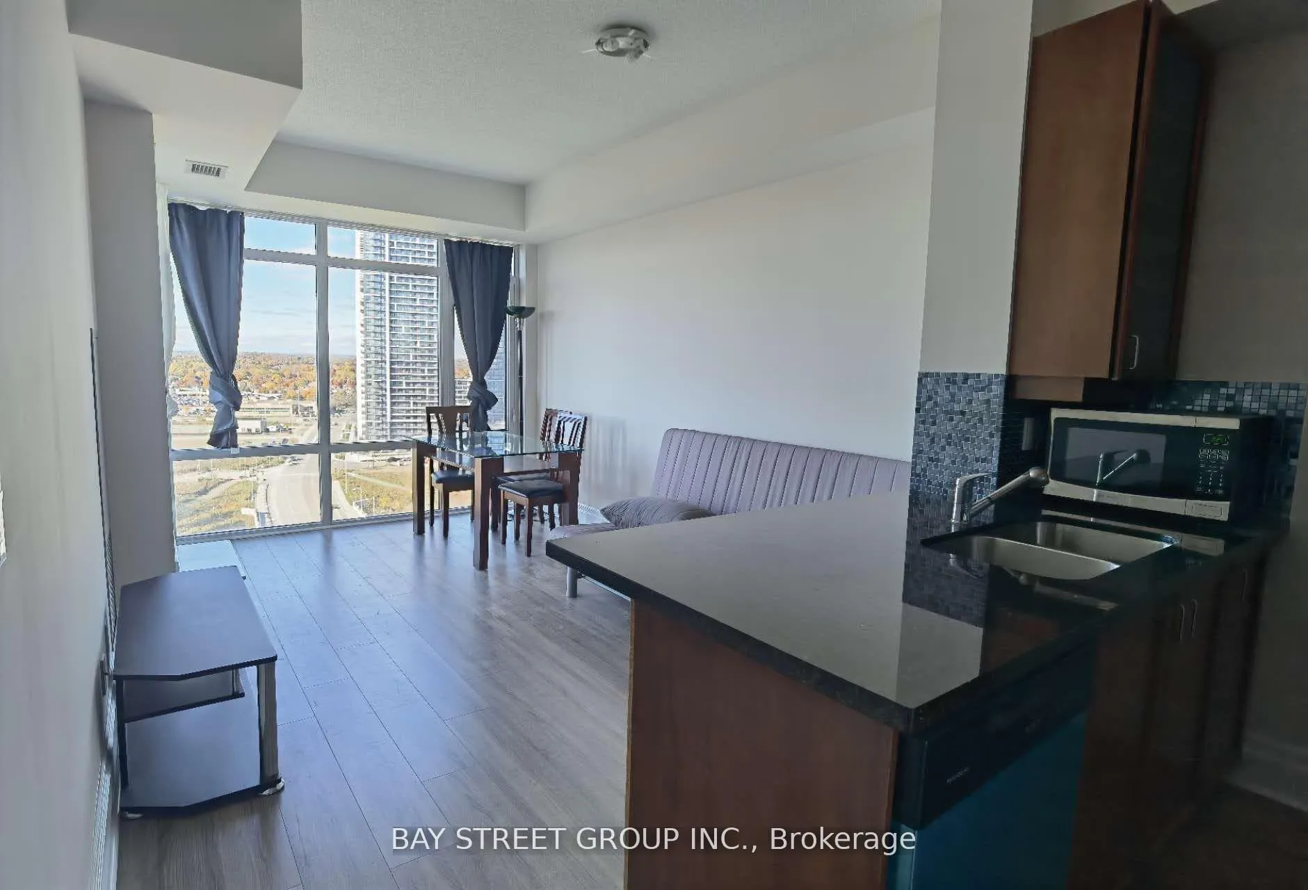 Photo 10 of Unit 1304, 151 Upper Duke Crescent, Markham, Unionville — HOMEH