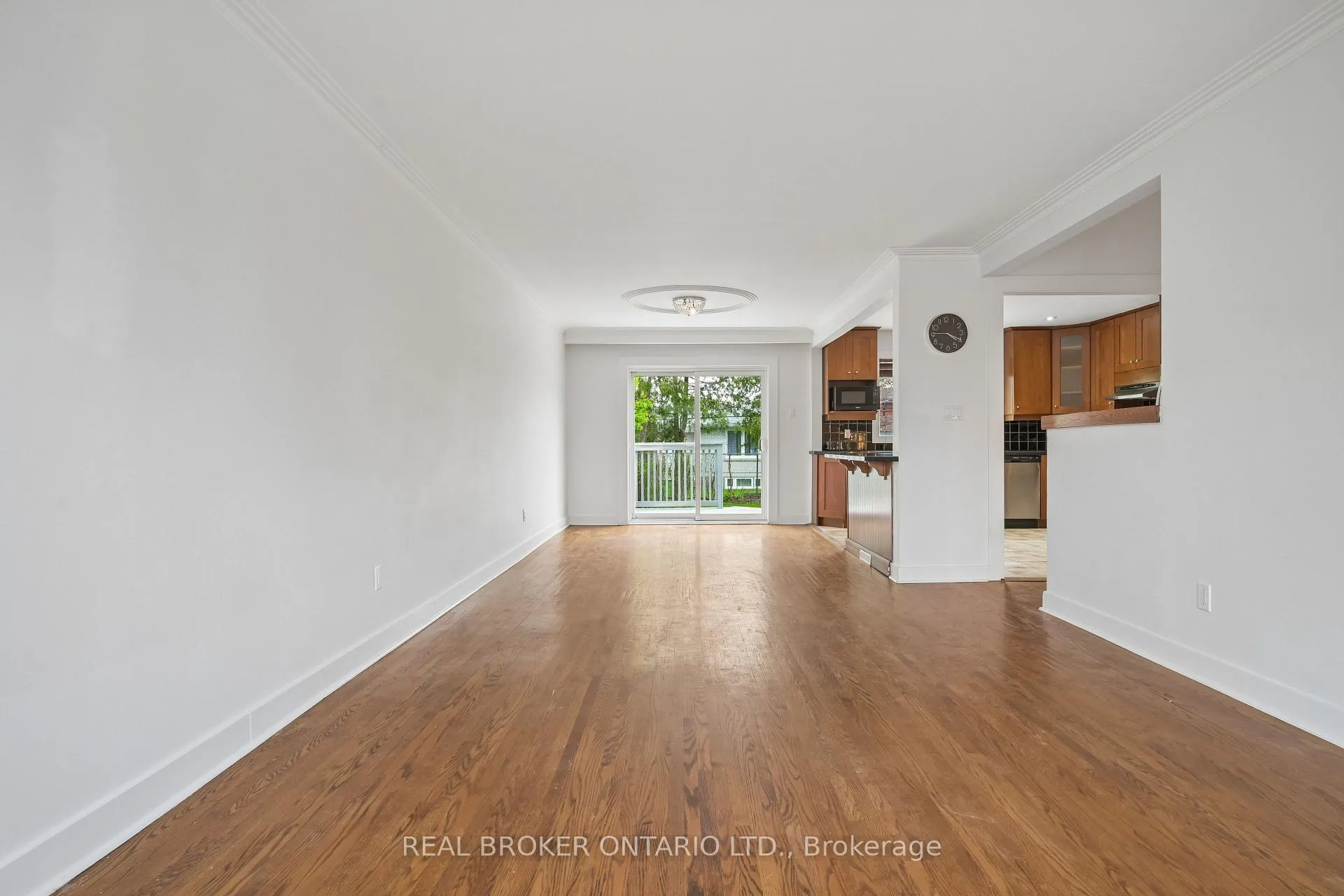 Photo 6 of 77 Norgrove Crescent, Etobicoke, Willowridge-Martingrove-Richview — HOMEH