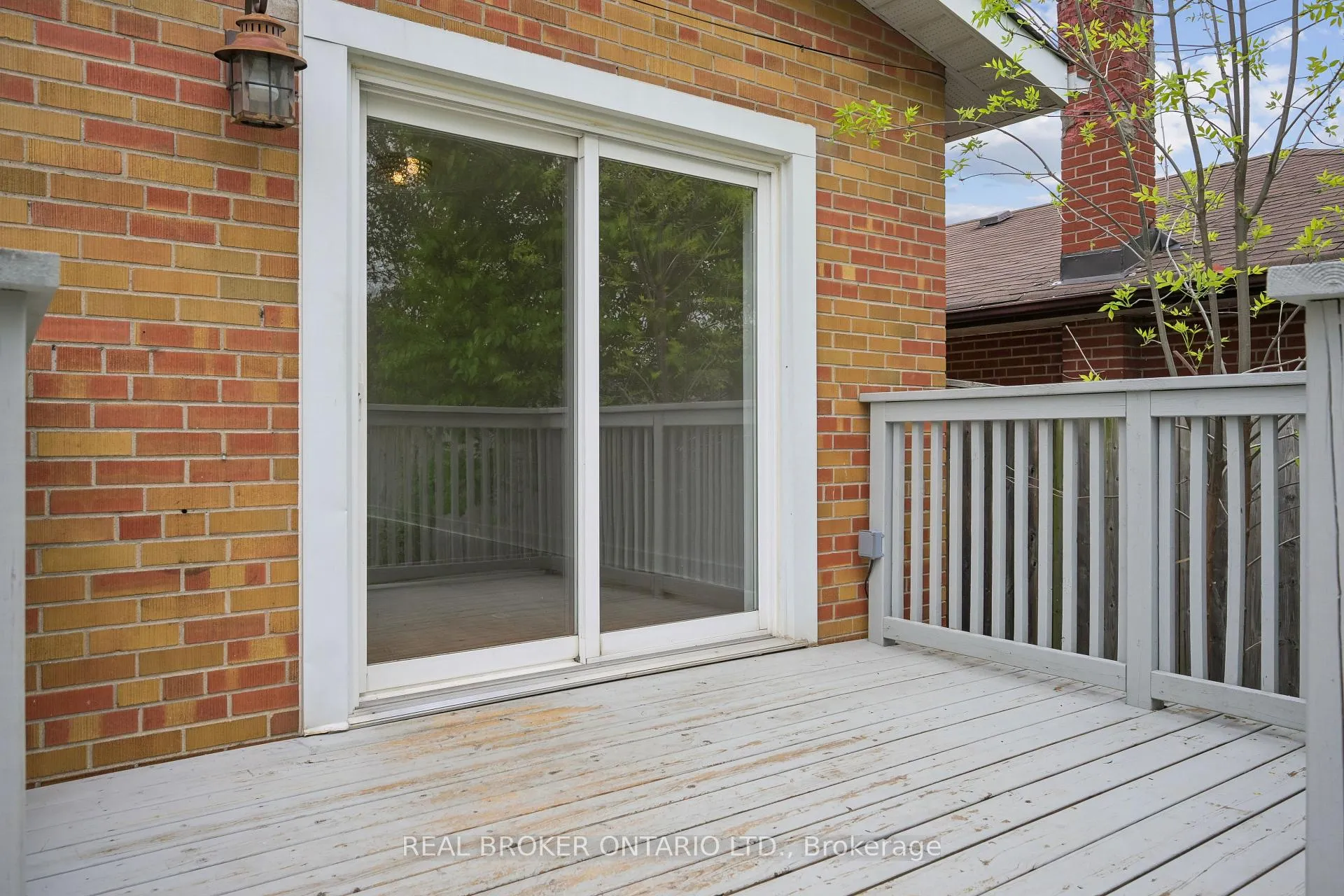 Photo 30 of 77 Norgrove Crescent, Etobicoke, Willowridge-Martingrove-Richview — HOMEH
