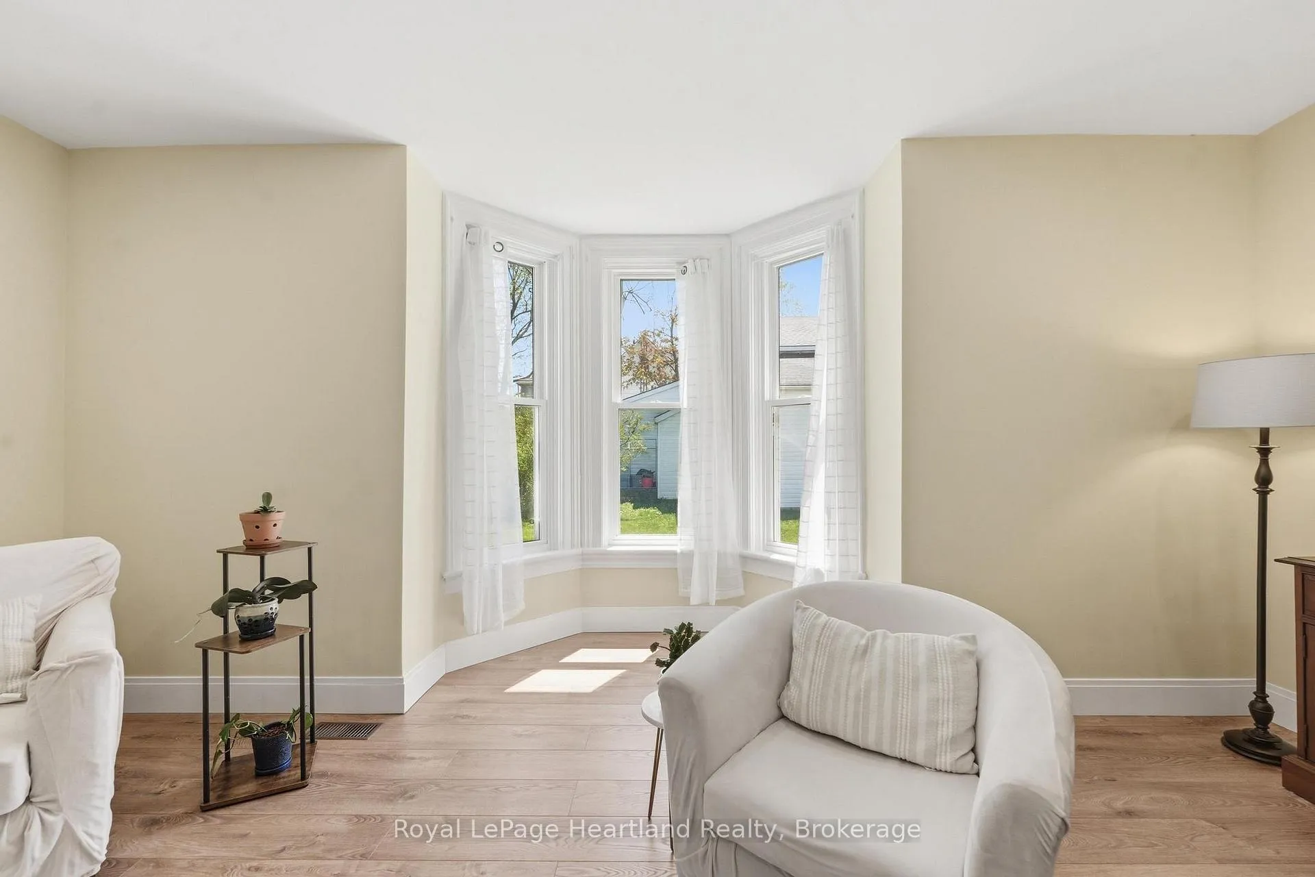 Photo 14 of 50 Church Street, Goderich, Goderich (Town) — HOMEH
