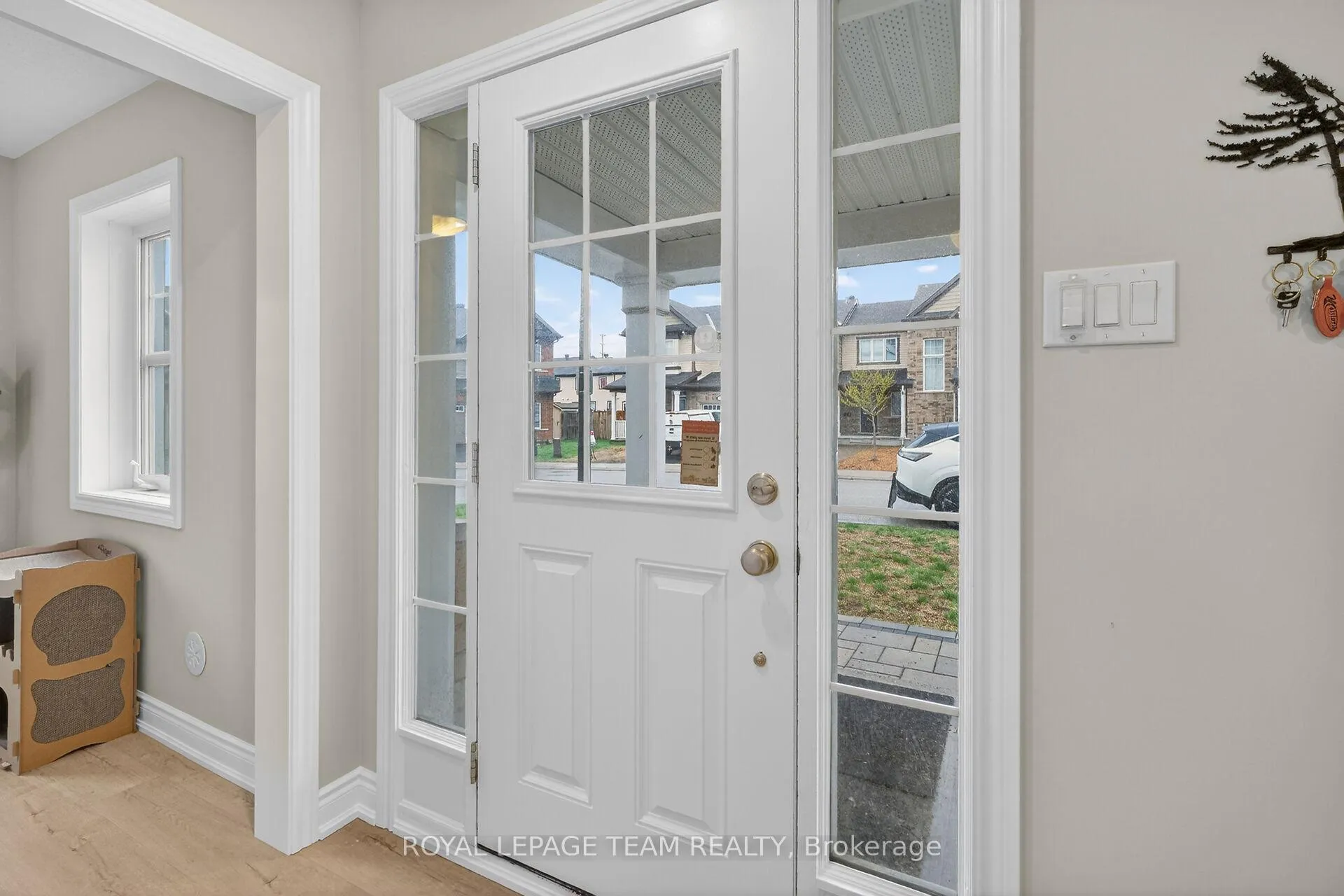 Photo 7 of 216 Cayman Road, Ottawa, Stittsville (North) — HOMEH